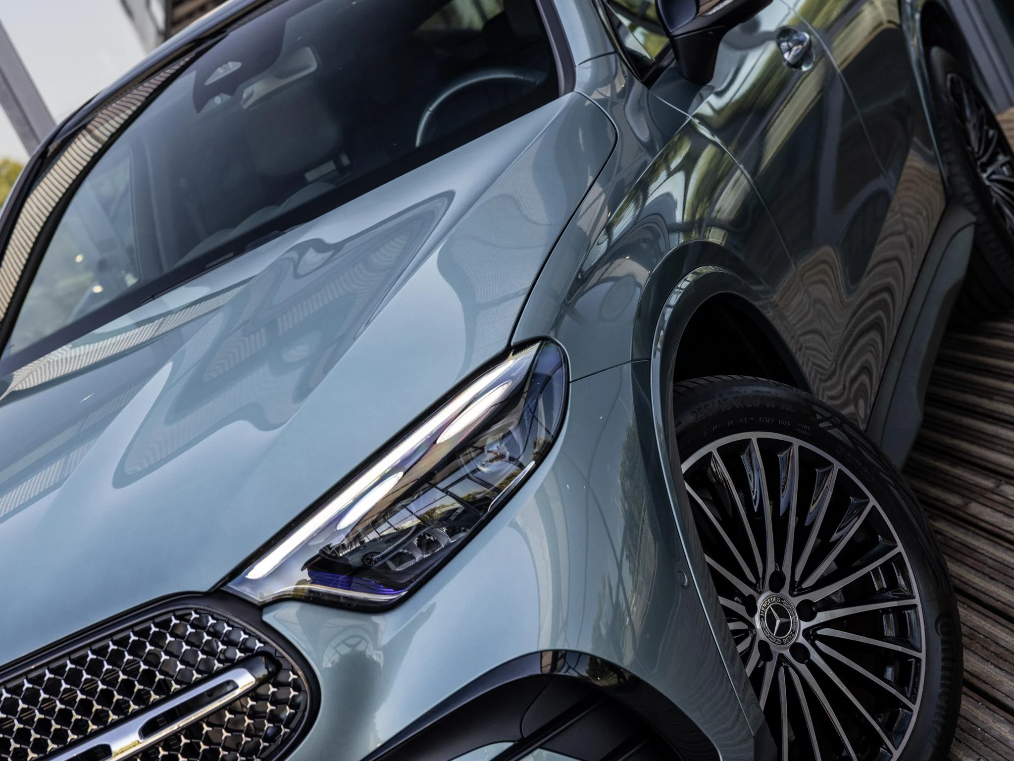 Mercedes-Benz-GLC-image-44