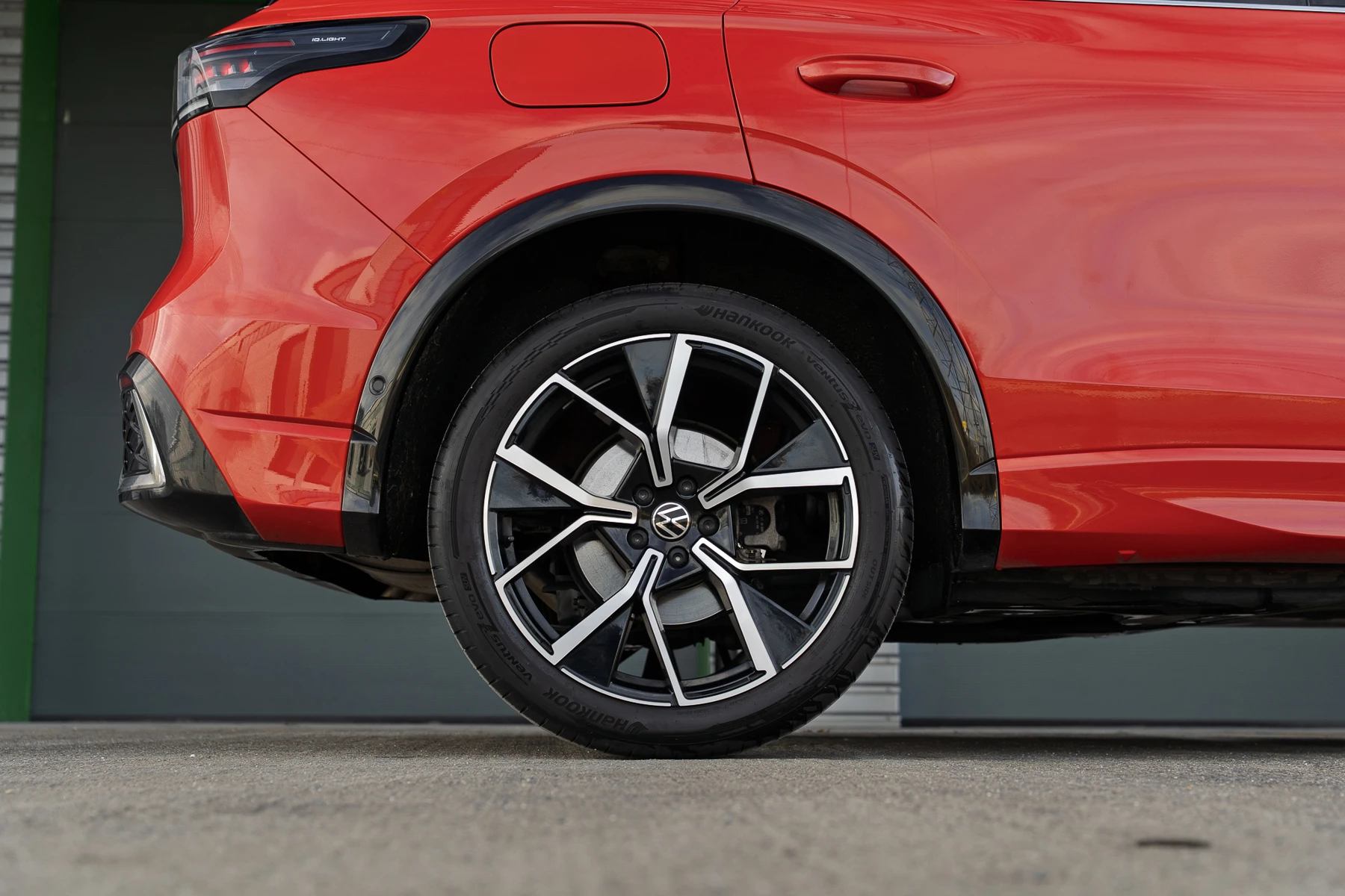 Volkswagen-Tiguan-image-21