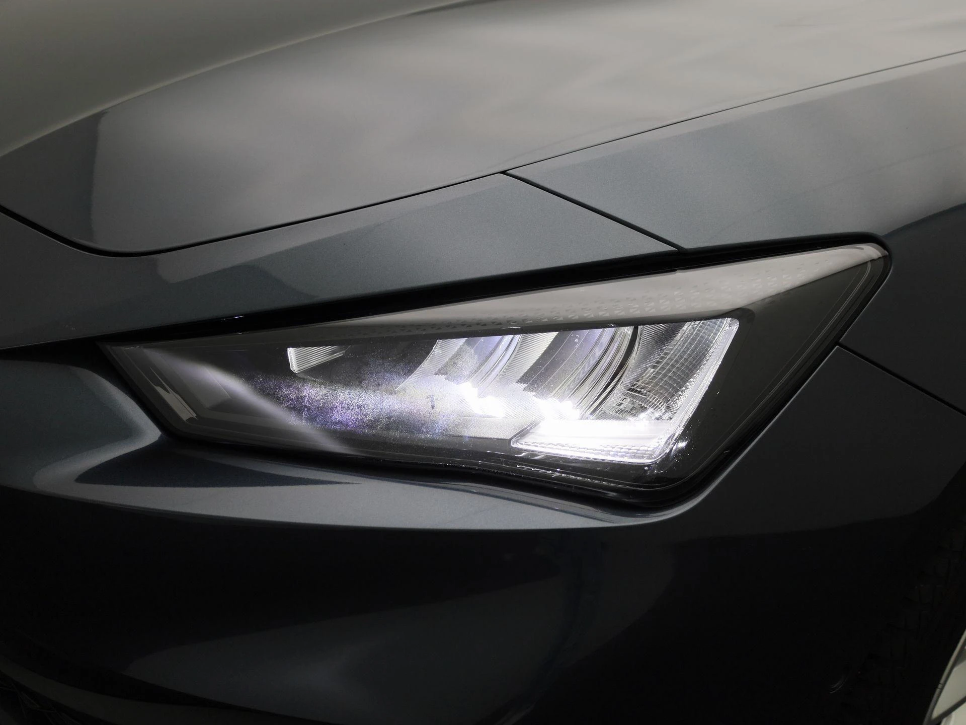 SEAT-Leon-image-13
