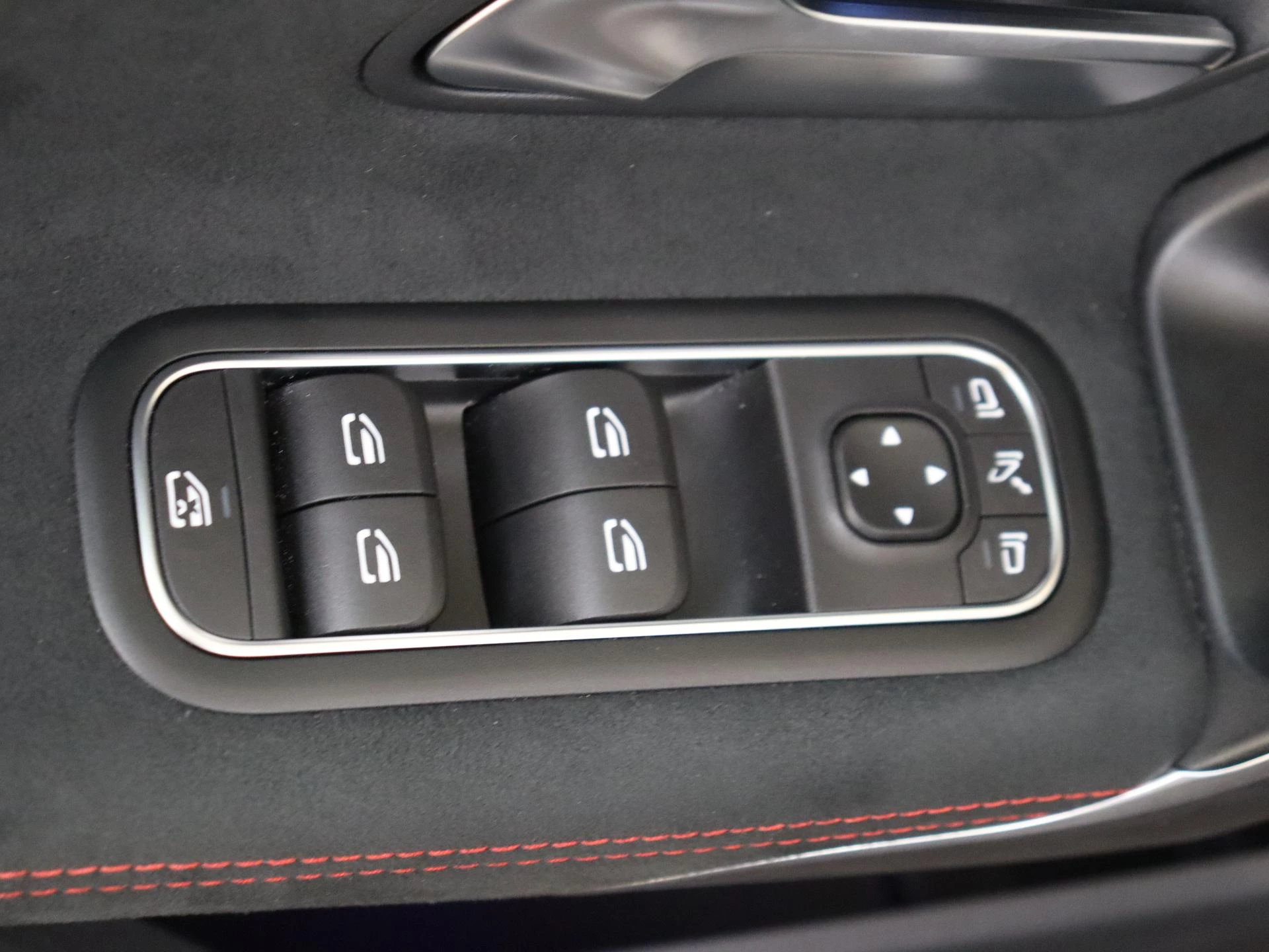 Mercedes-Benz-A-Klasse-image-26