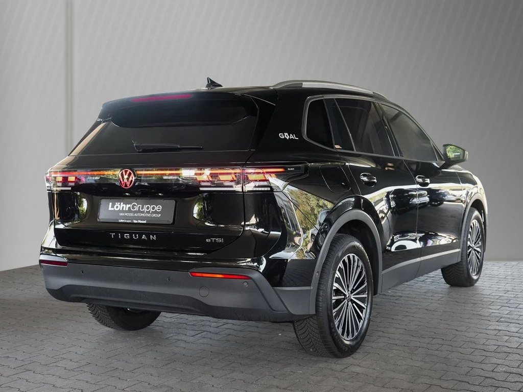 Volkswagen-Tiguan-image-3