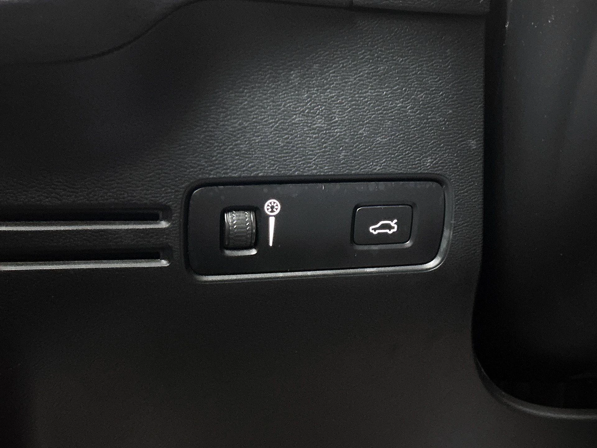 Volvo-XC40-image-22