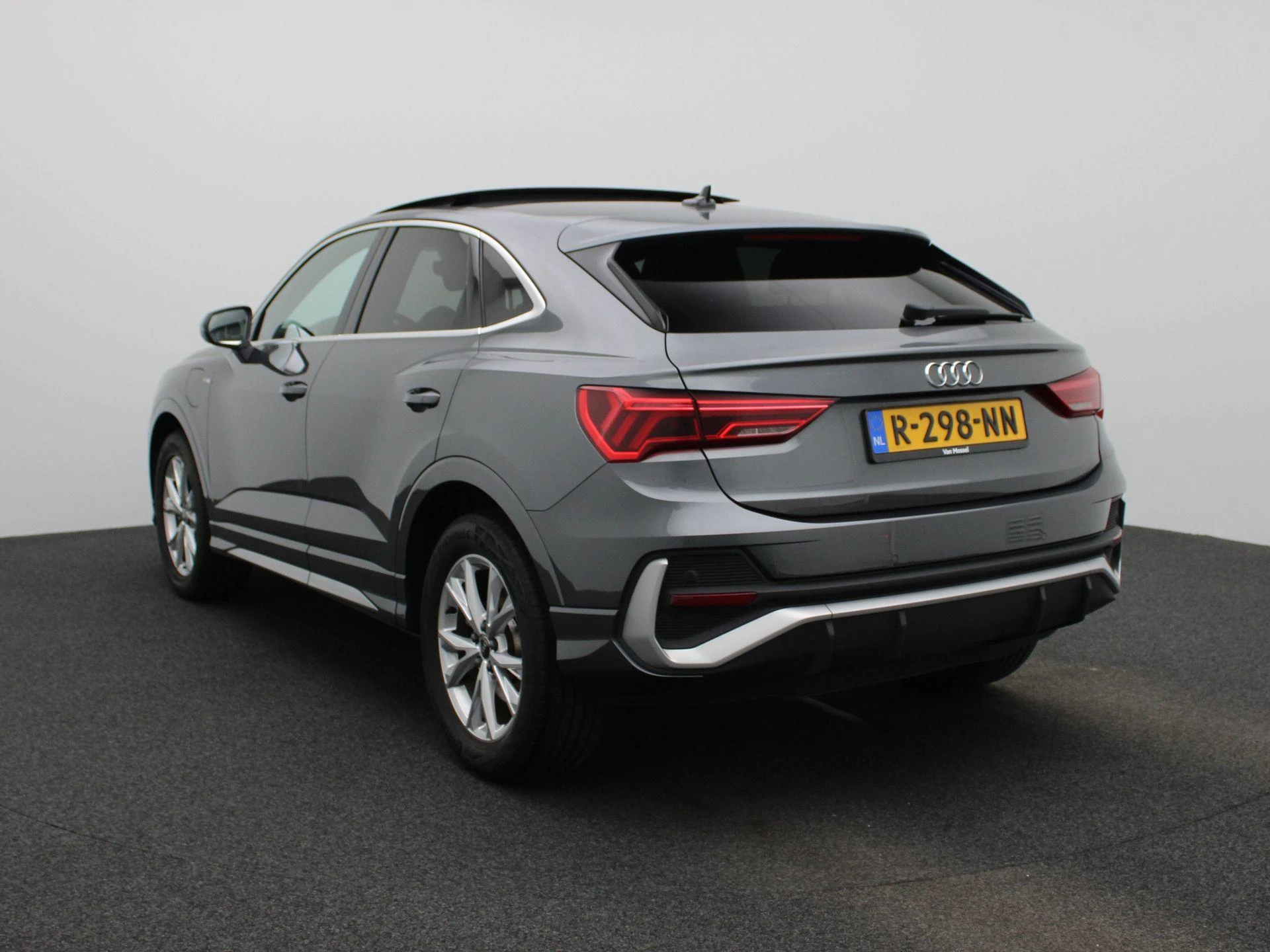 Audi-Q3-image-1