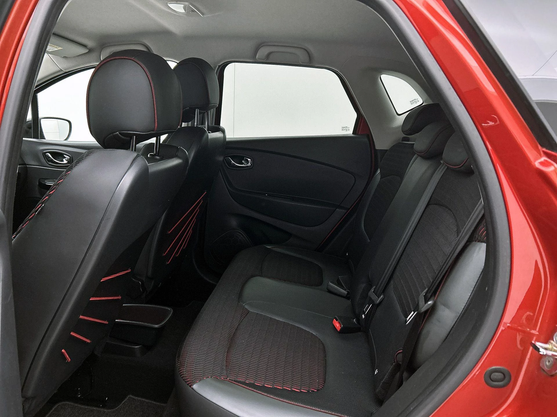 Renault-Captur-image-25