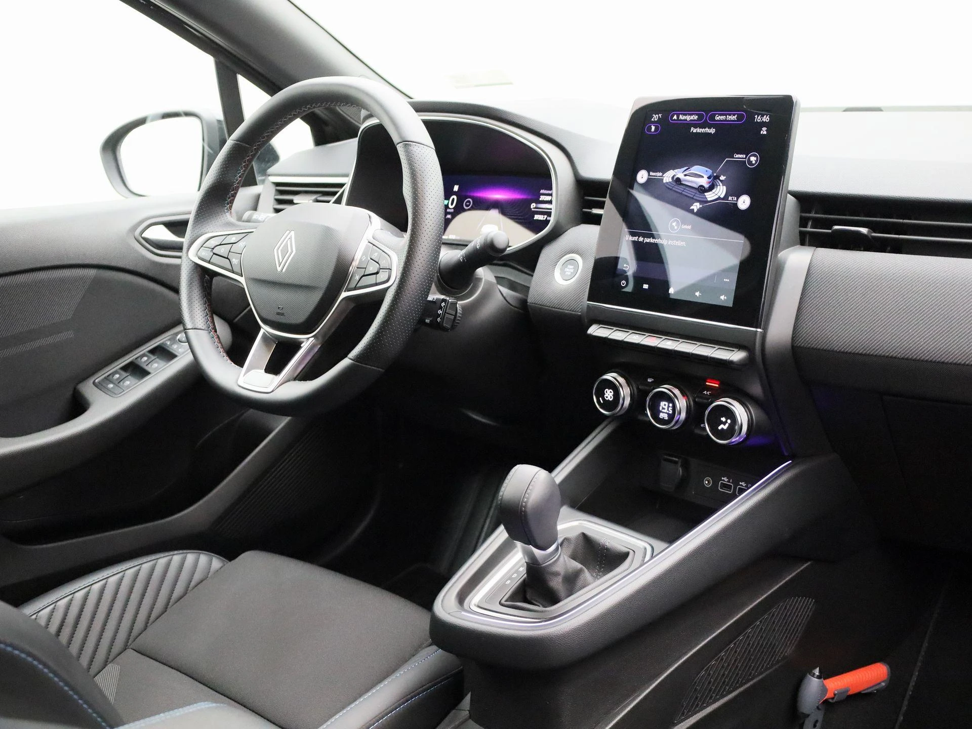 Renault-Clio-image-42
