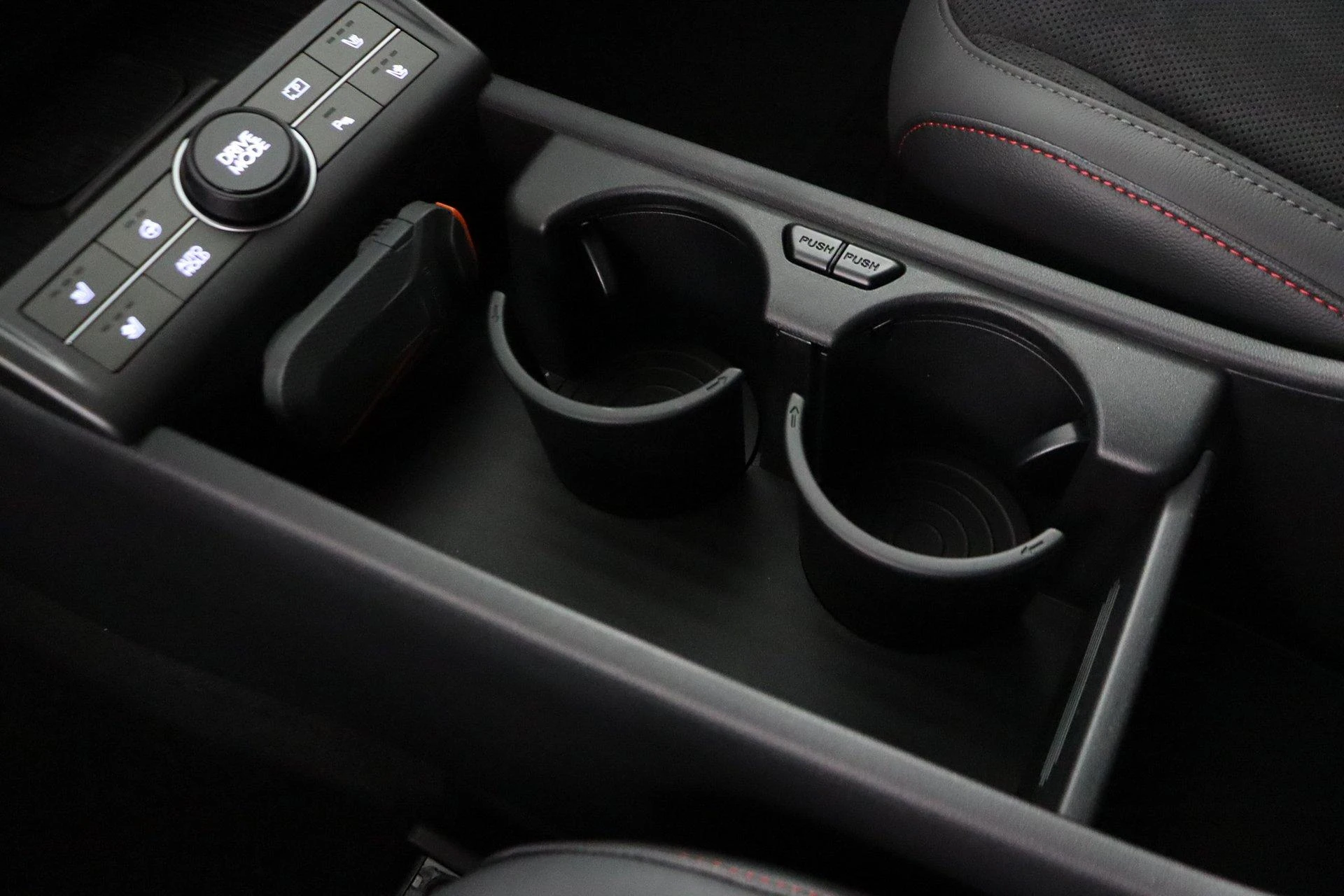 Hyundai-Kona-image-61
