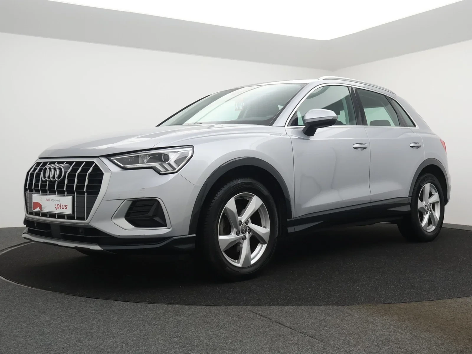 Audi-Q3-image-0