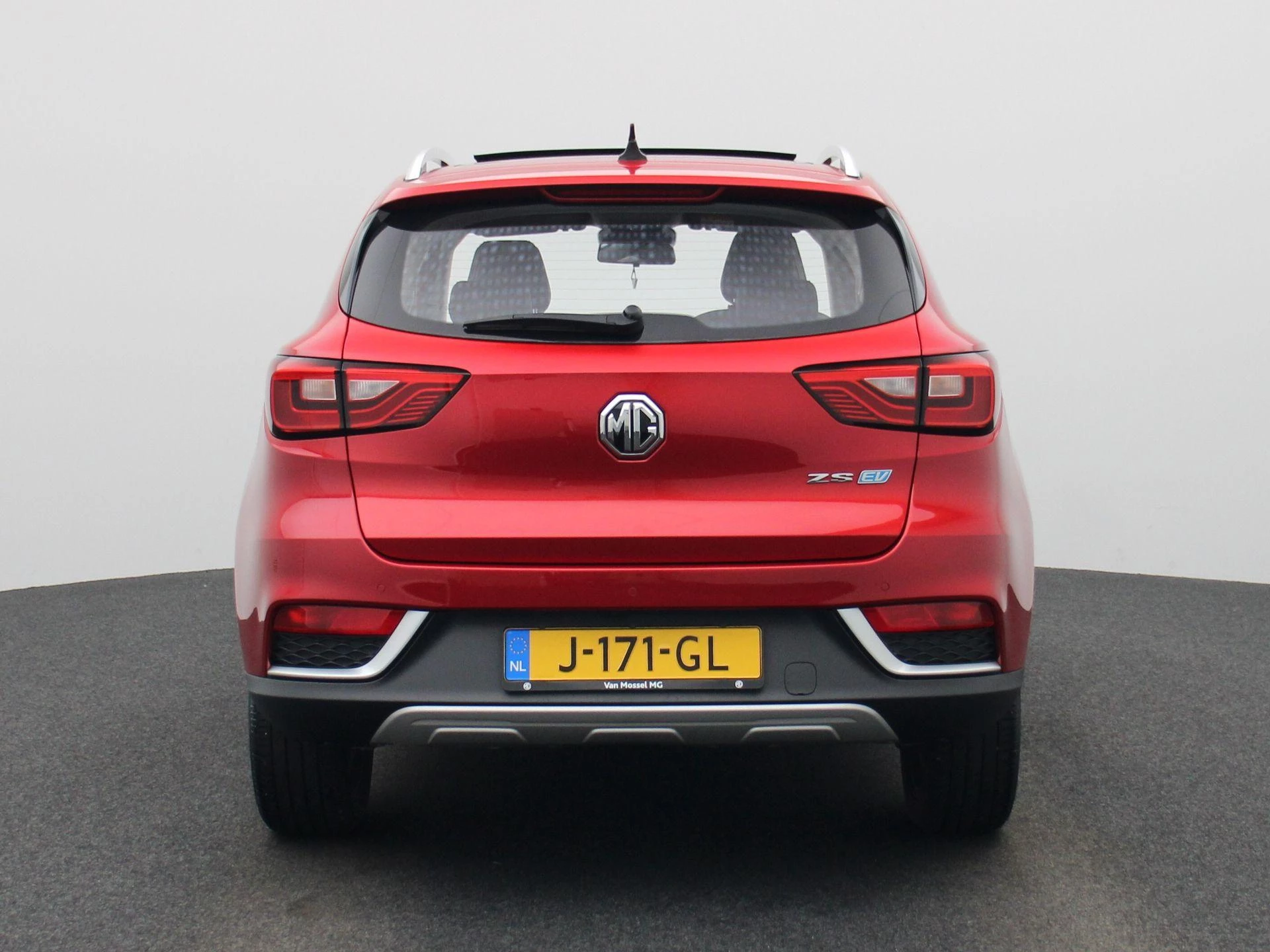 MG-ZS EV-image-4