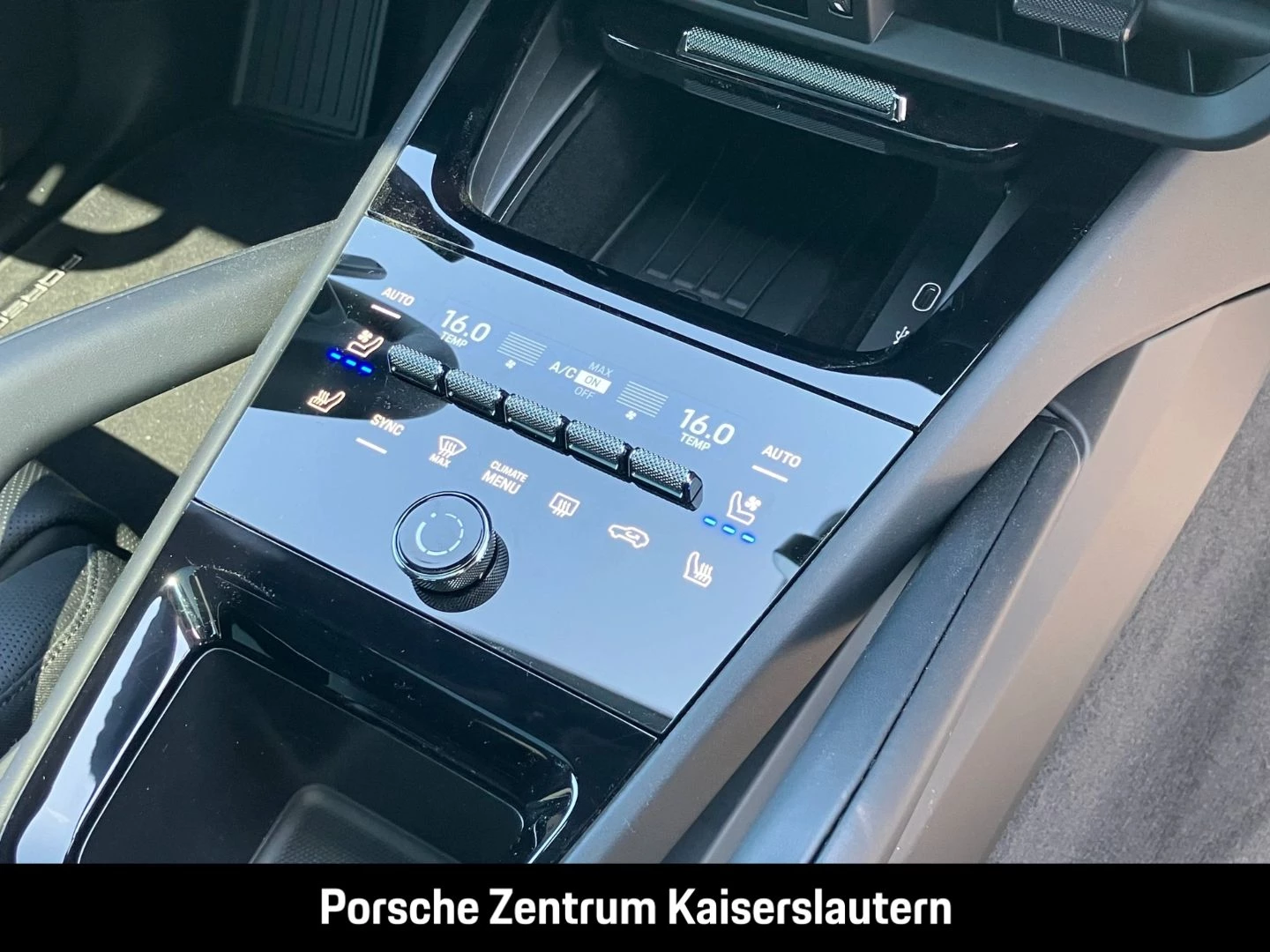 Porsche-Cayenne-image-39