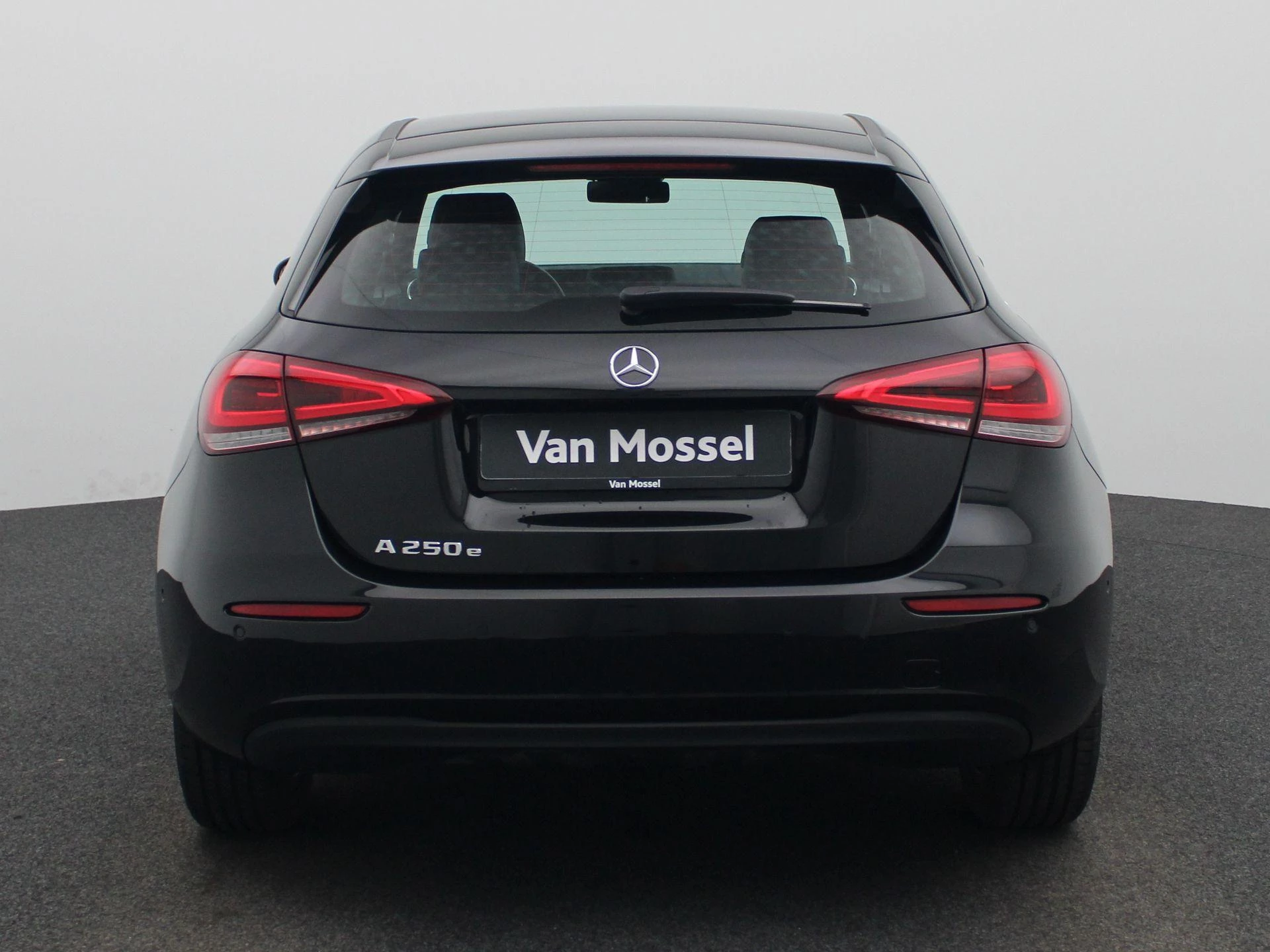 Mercedes-Benz A-Klasse 250 e Business Line