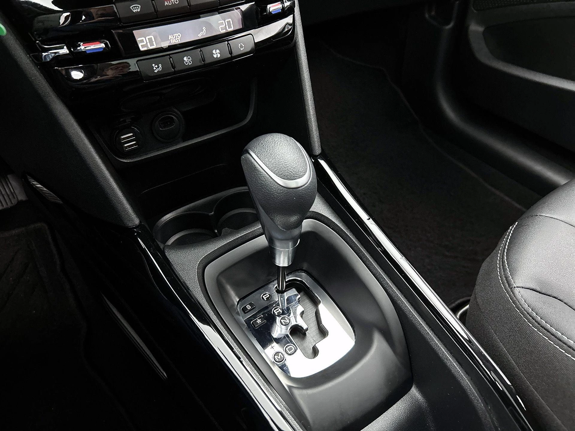 Peugeot-2008-image-27