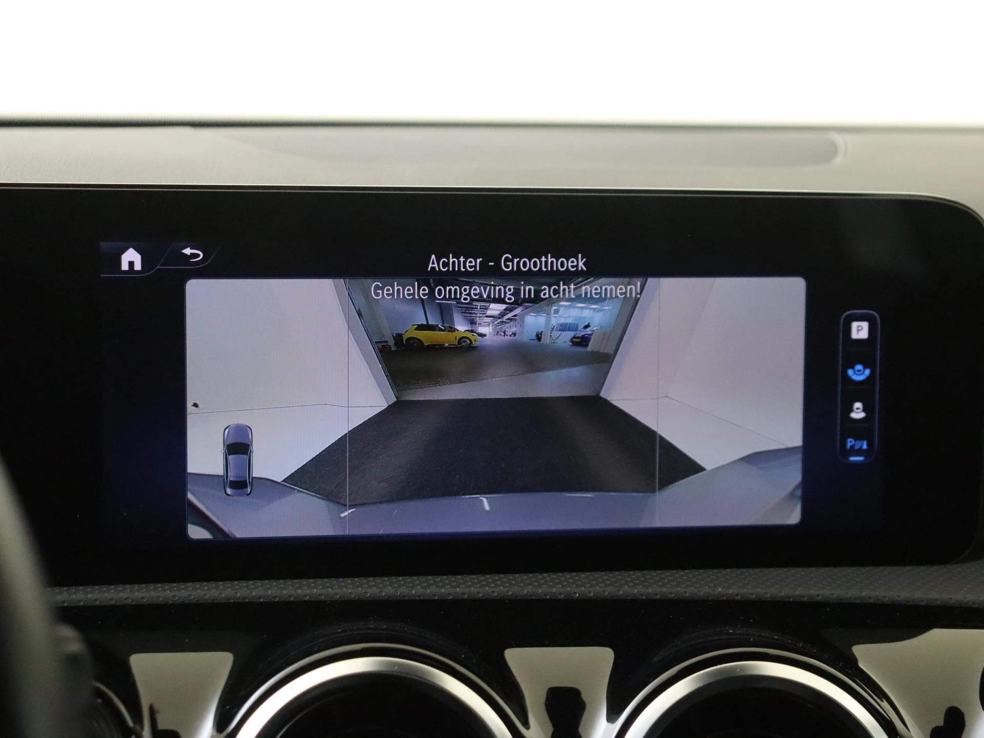 Mercedes-Benz-A-Klasse-image-16