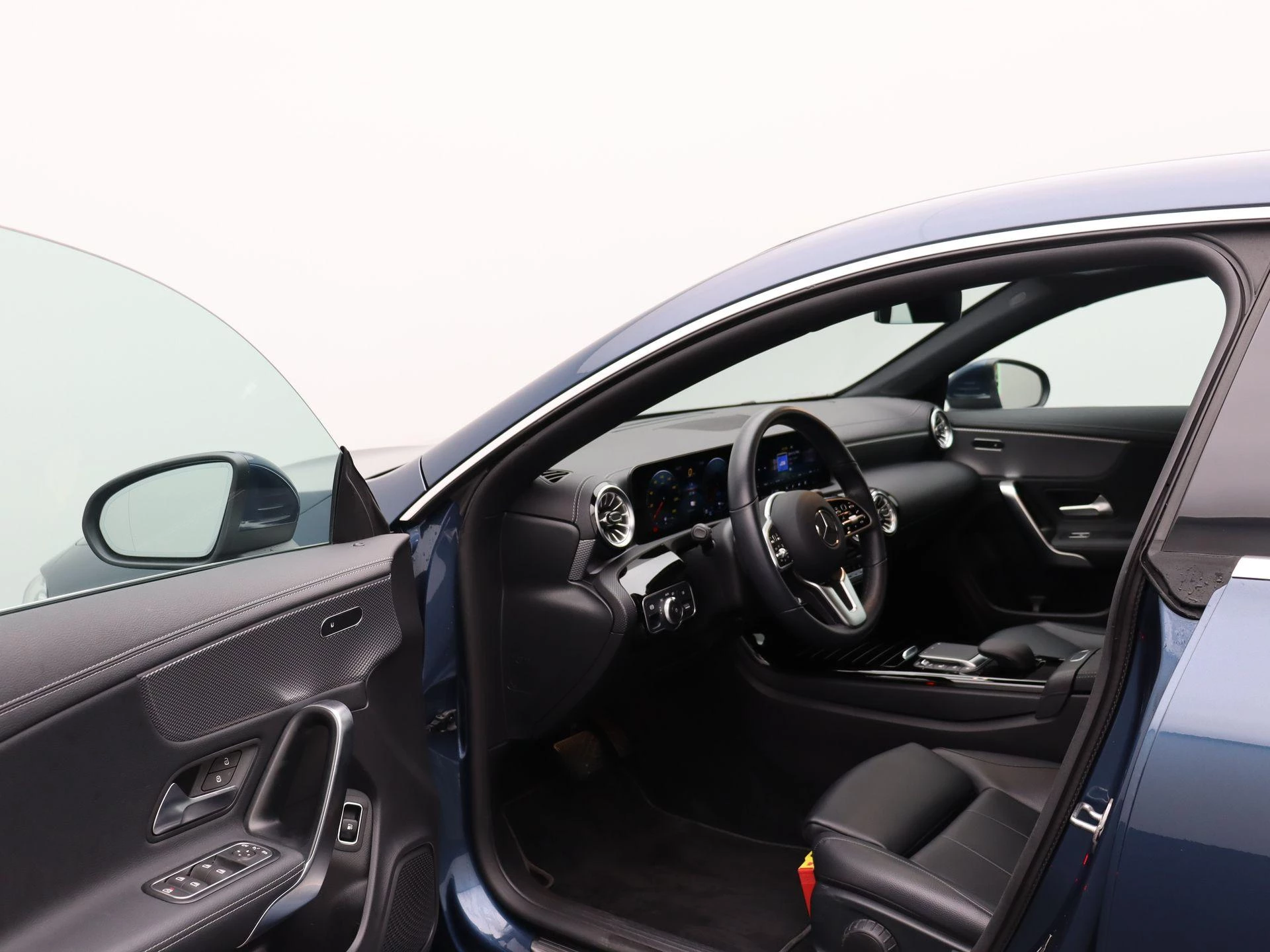 Mercedes-Benz CLA 250 e Shooting Brake + LEDER + LED + CAMERA +