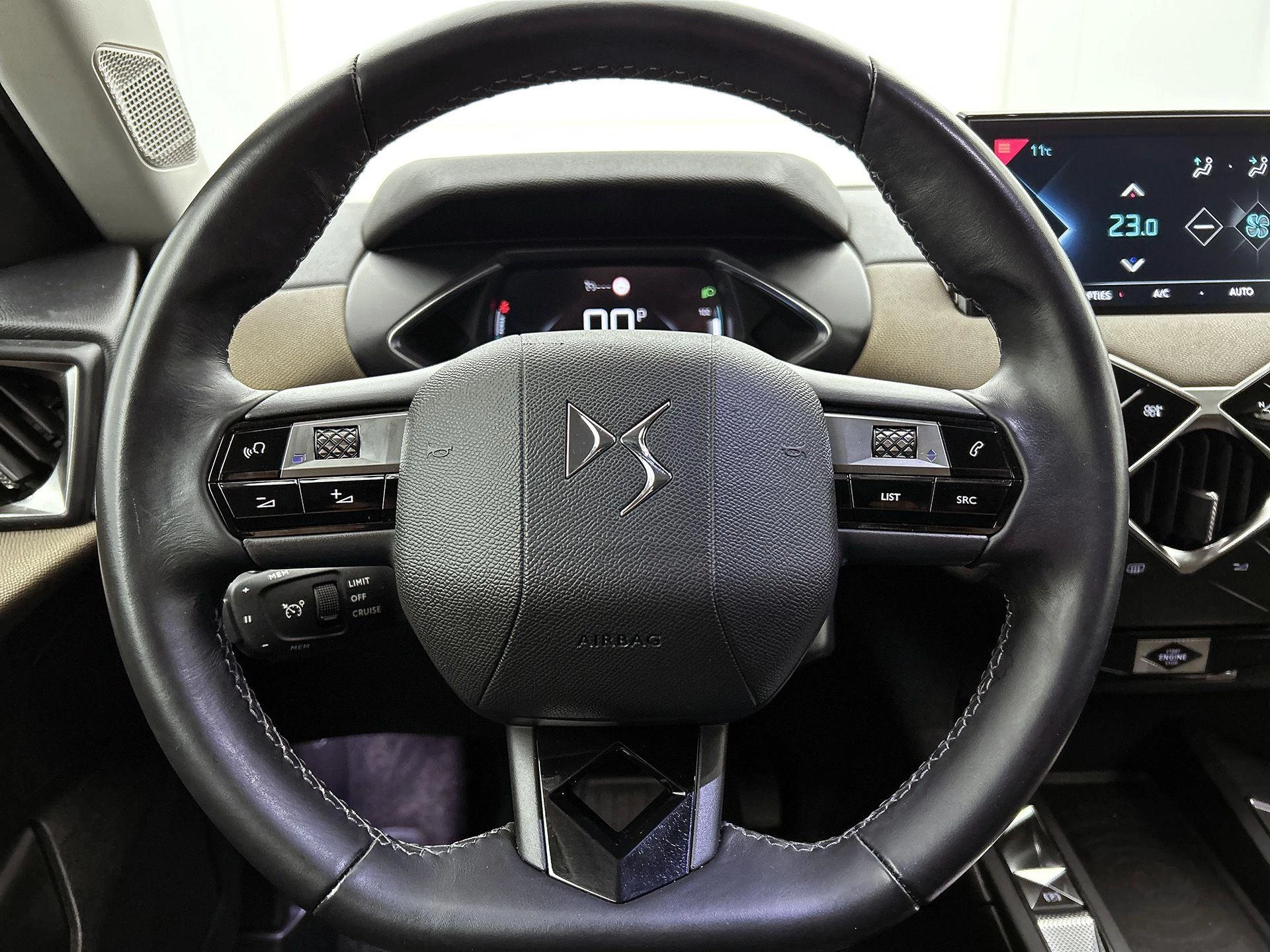 DS DS 3 Crossback E-Tense So Chic 50 kWh