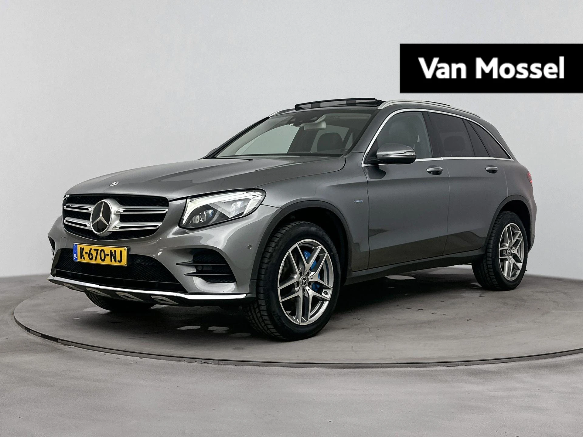 Mercedes-Benz-GLC-image-0