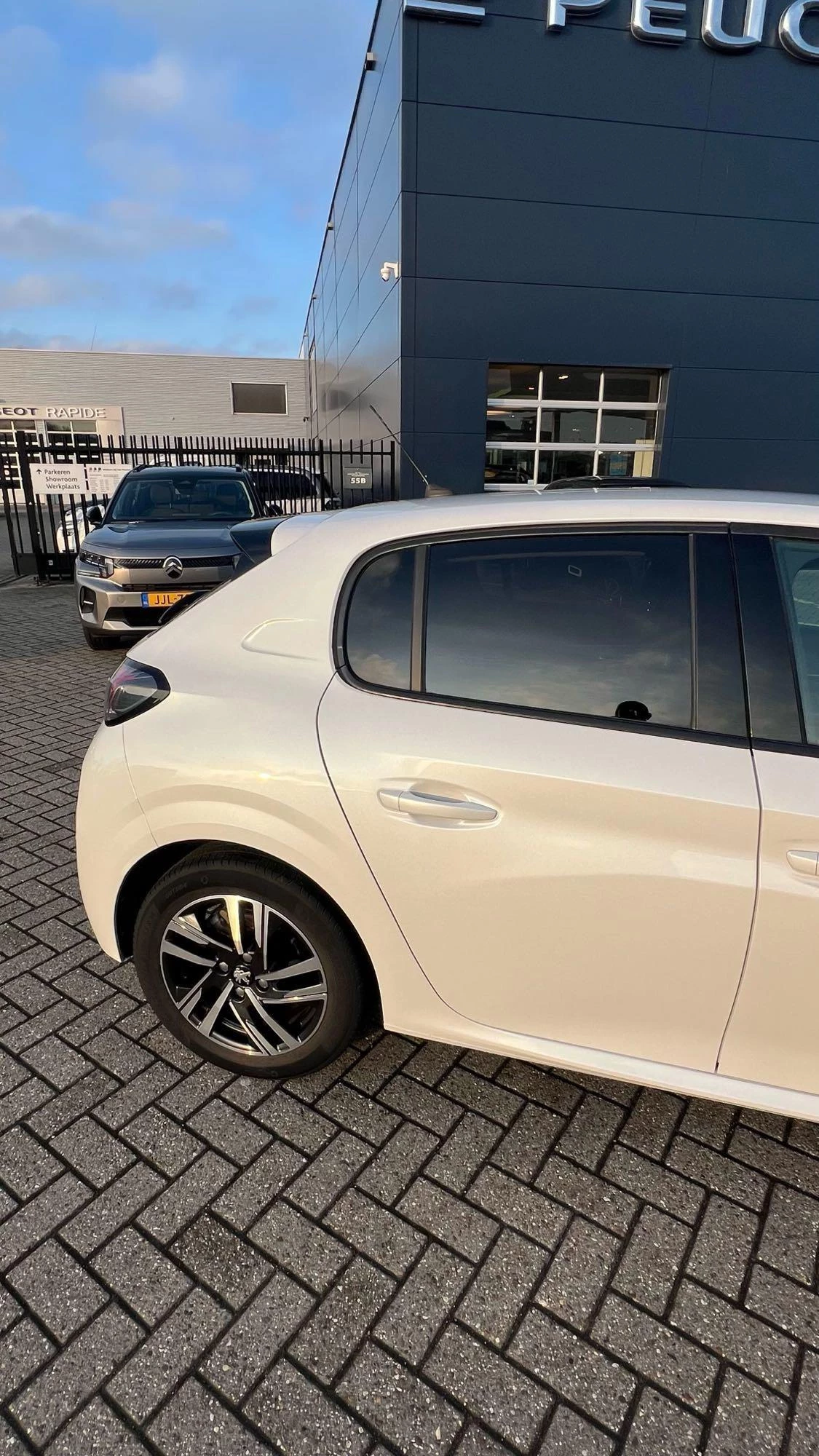 Peugeot 208 1.2 PureTech Allure Pack