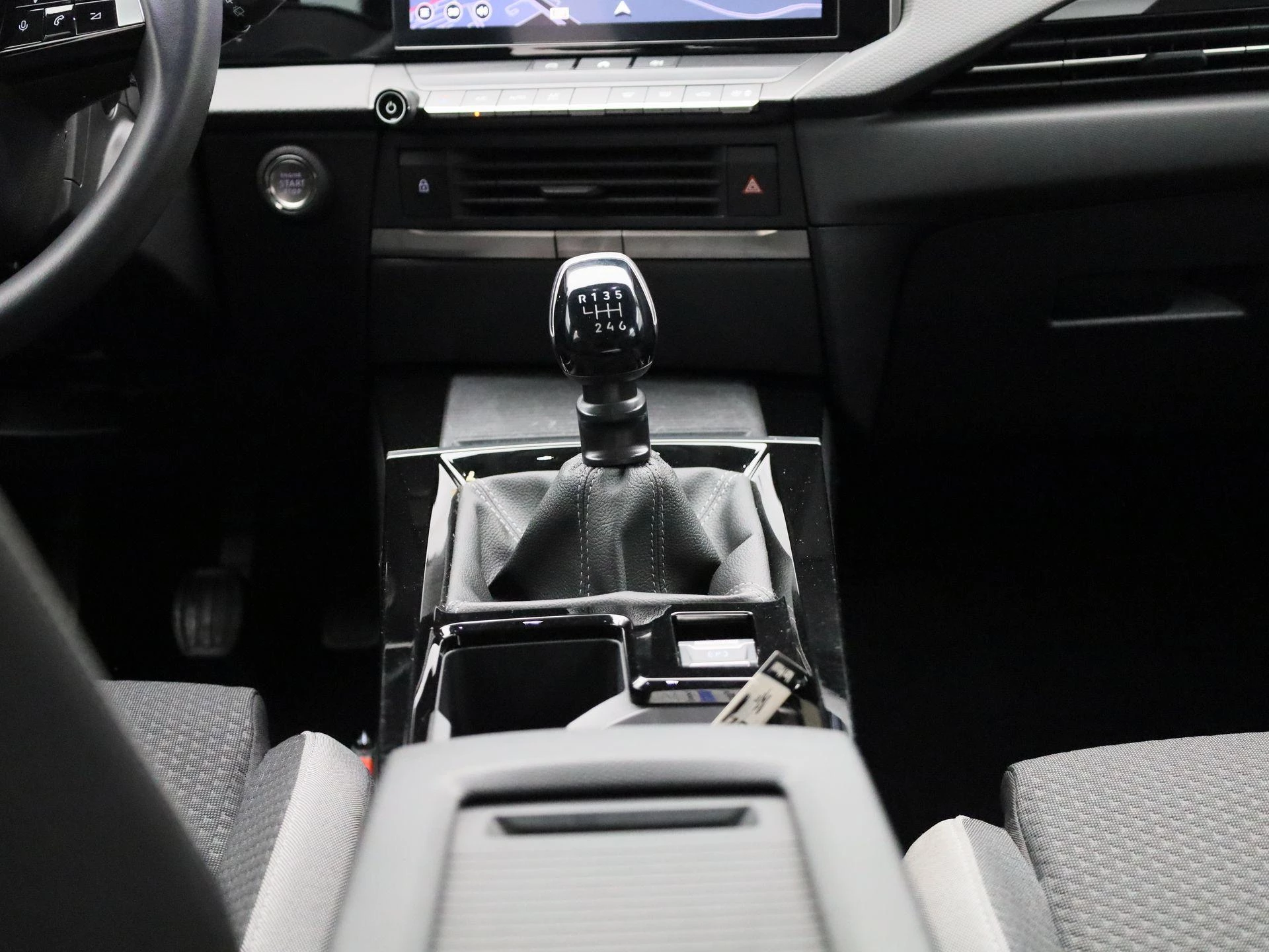 Opel-Astra-image-9