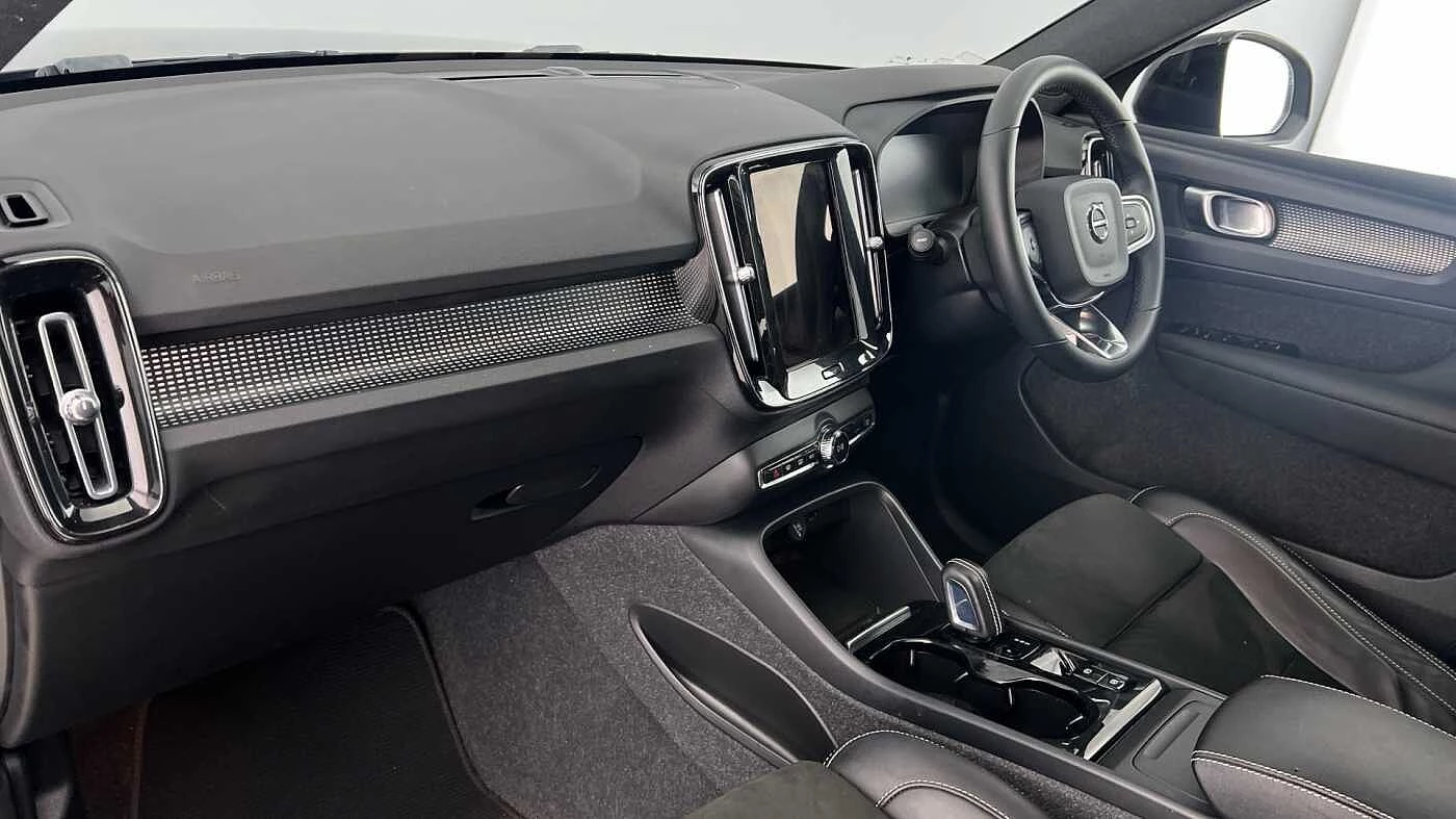 Volvo-XC40-image-5