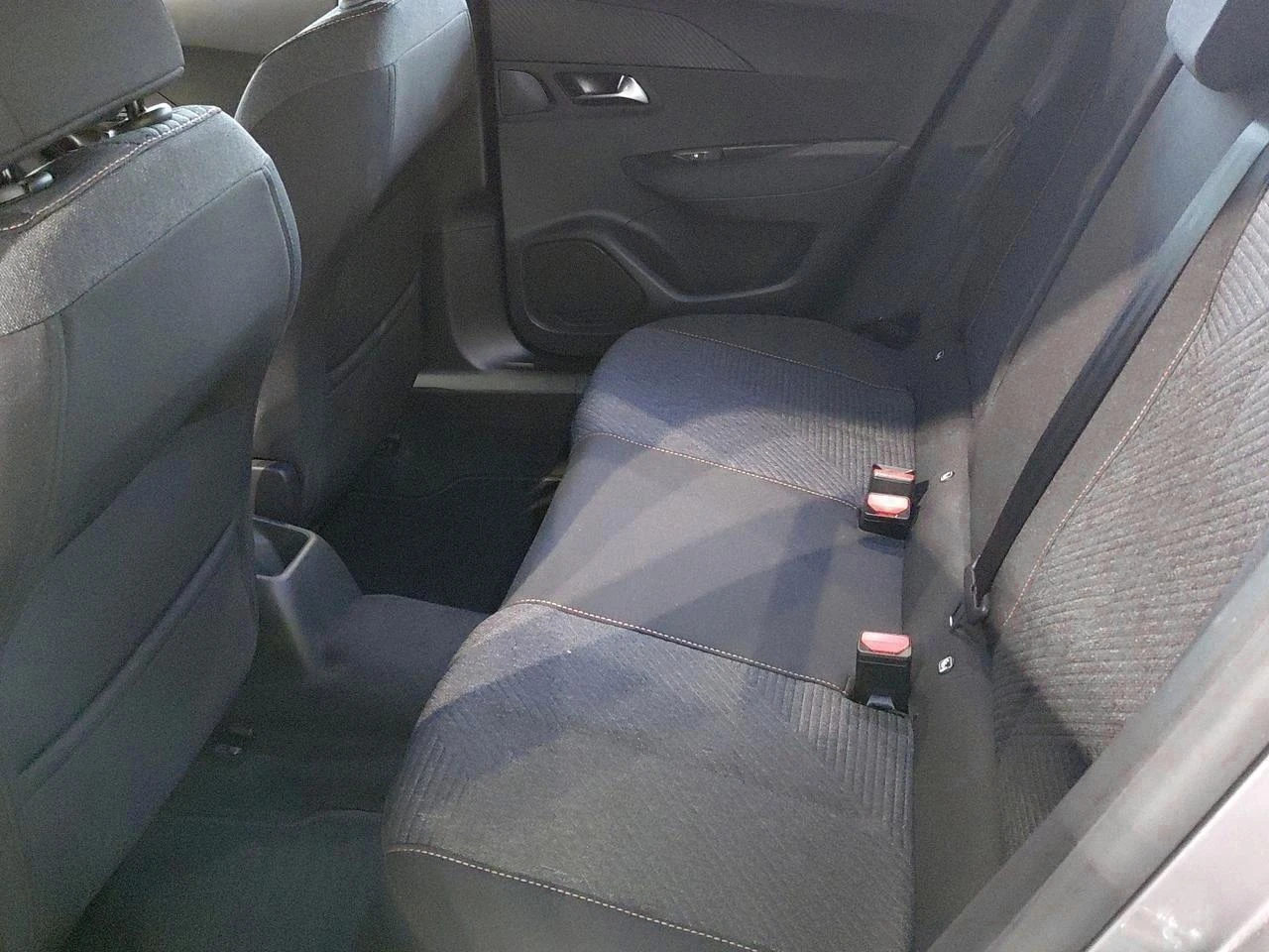 Peugeot-2008-image-13