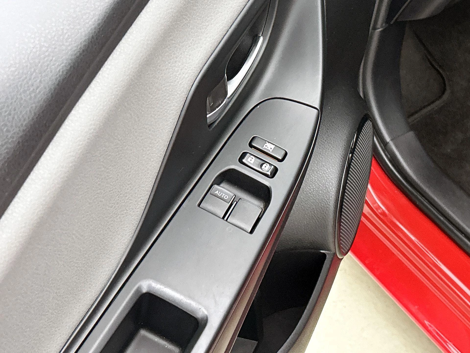 Toyota-Yaris-image-24