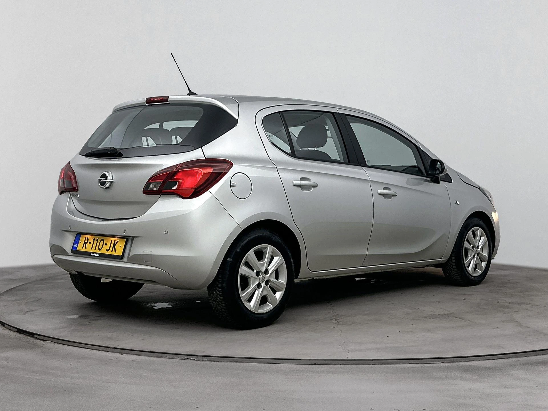 Opel-Corsa-image-3