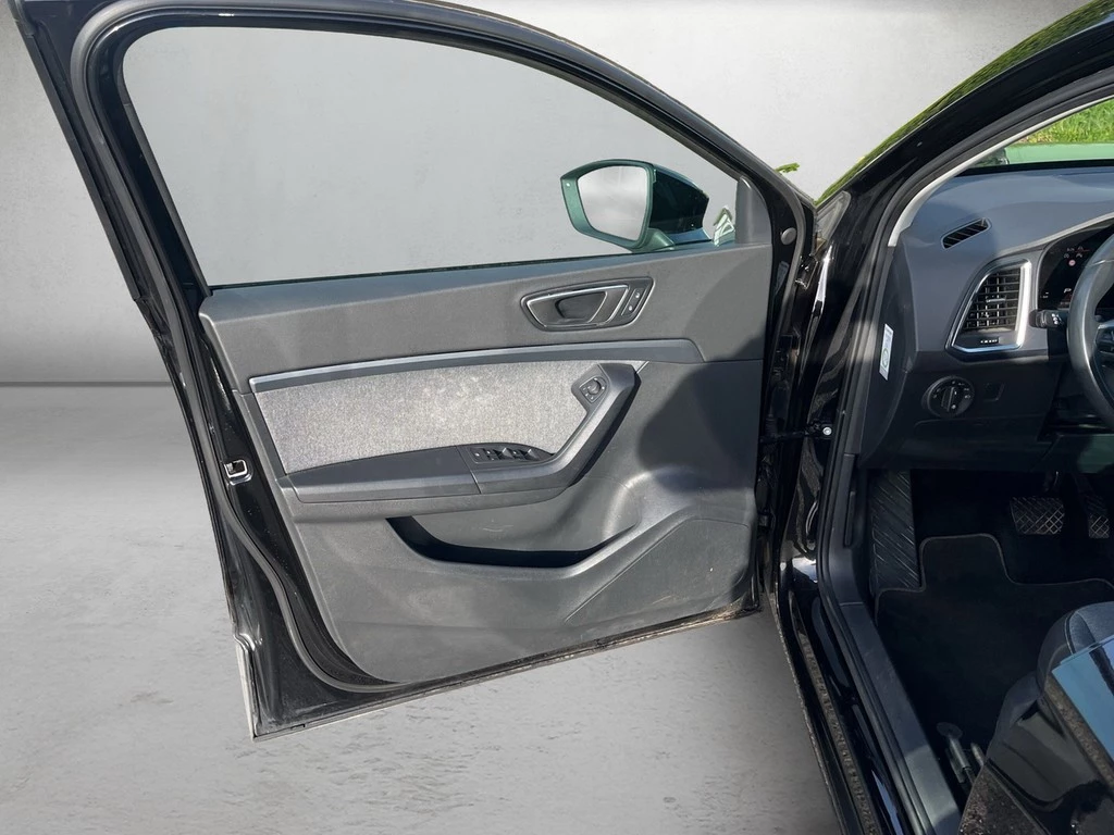 SEAT Ateca 2.0 TDI 4Drive DSG Style *Standheizung*AHK