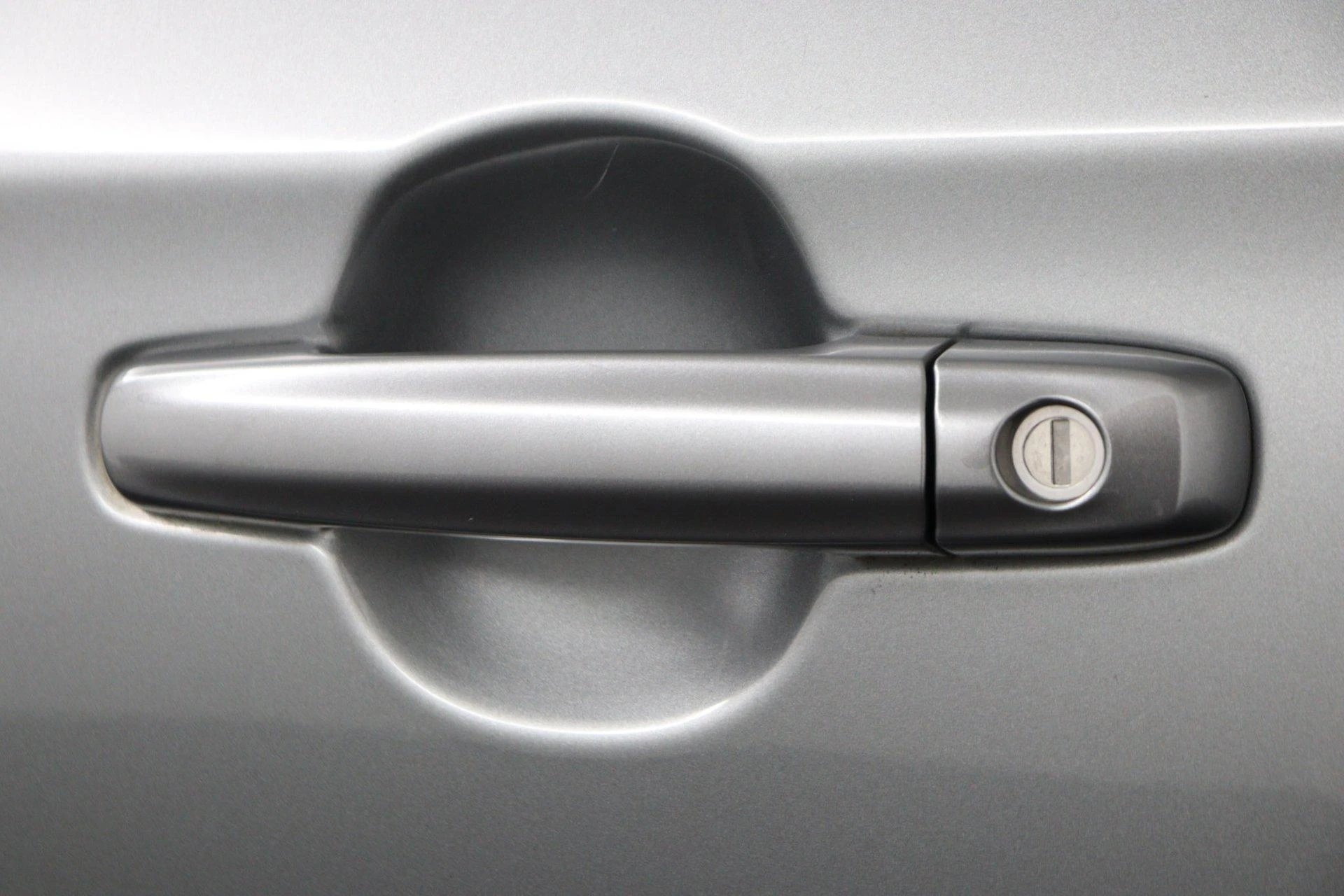 Suzuki-S-Cross-image-12