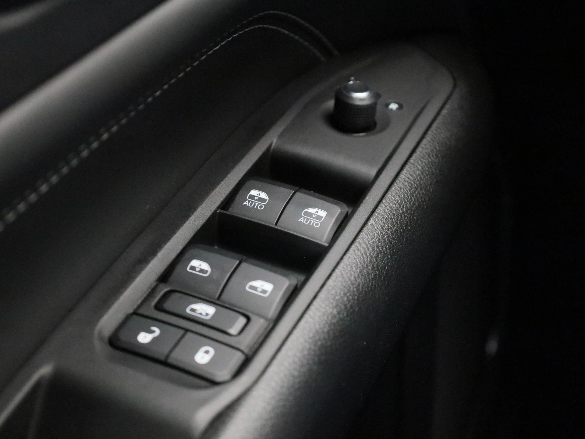 Jeep-Compass-image-27