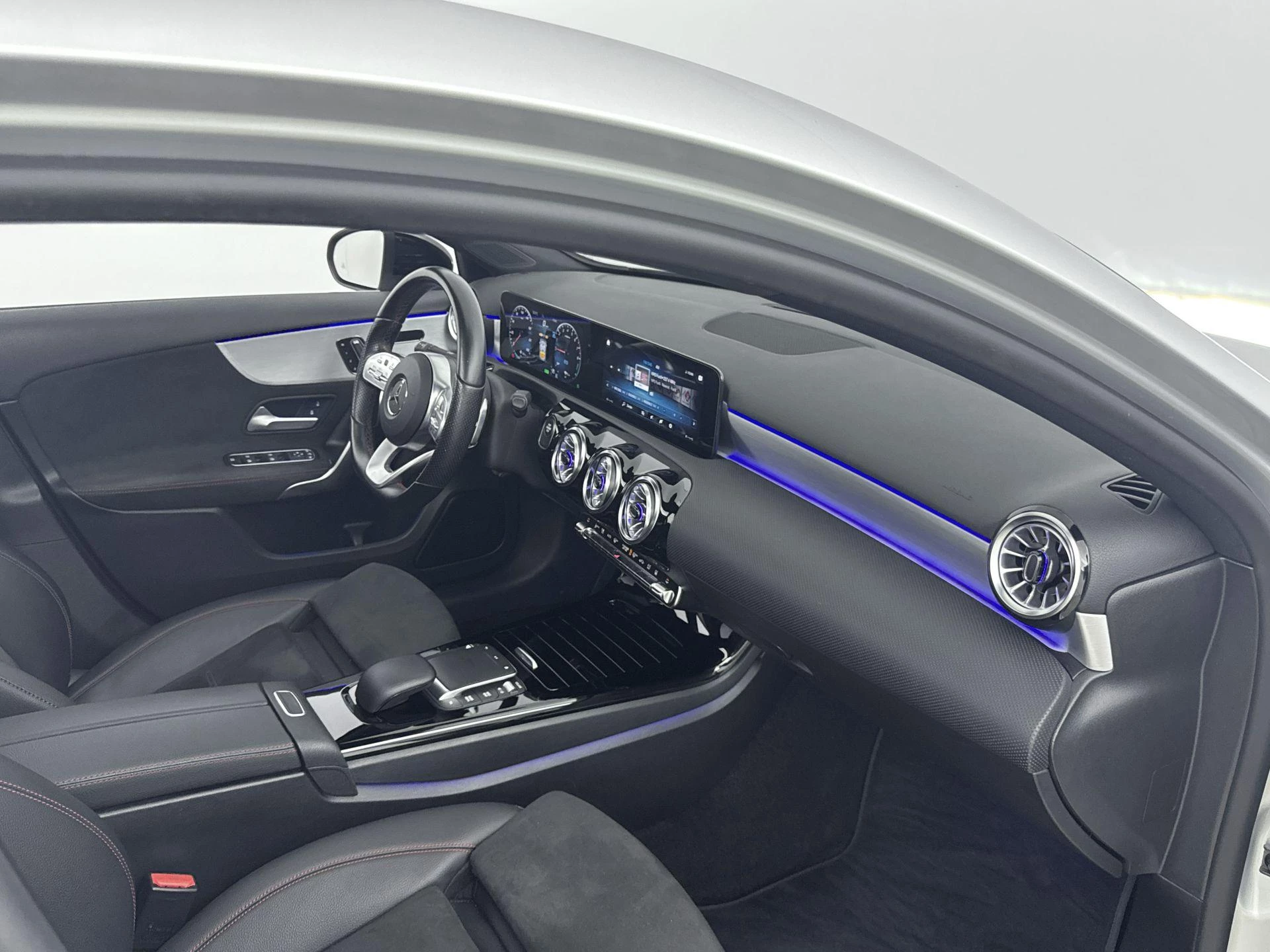 Mercedes-Benz A-Klasse 250 e Business Solution AMG Limited