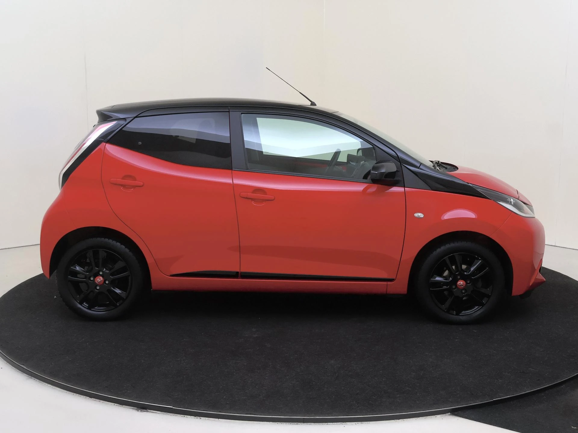 Toyota-Aygo-image-8