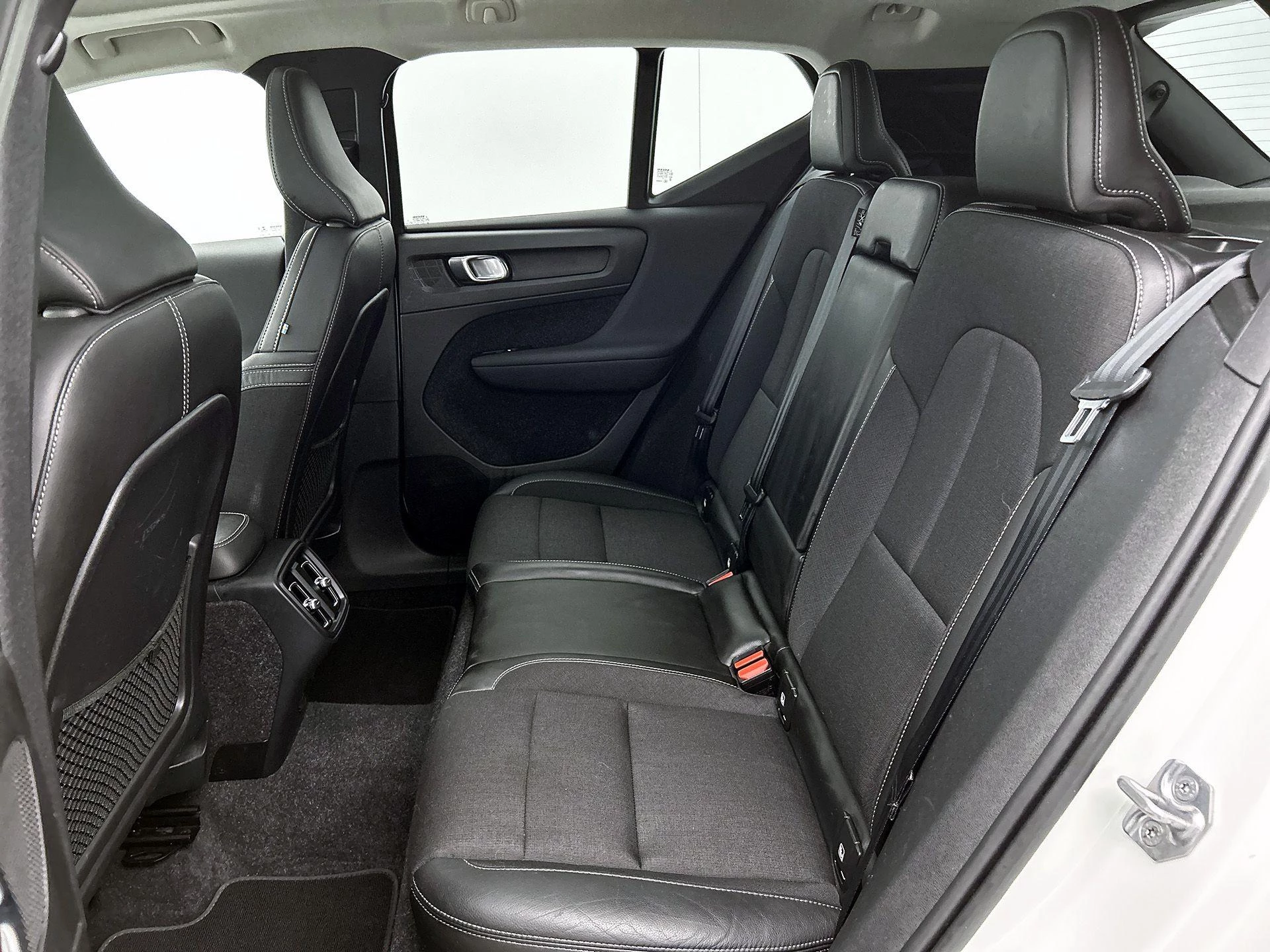 Volvo-XC40-image-33