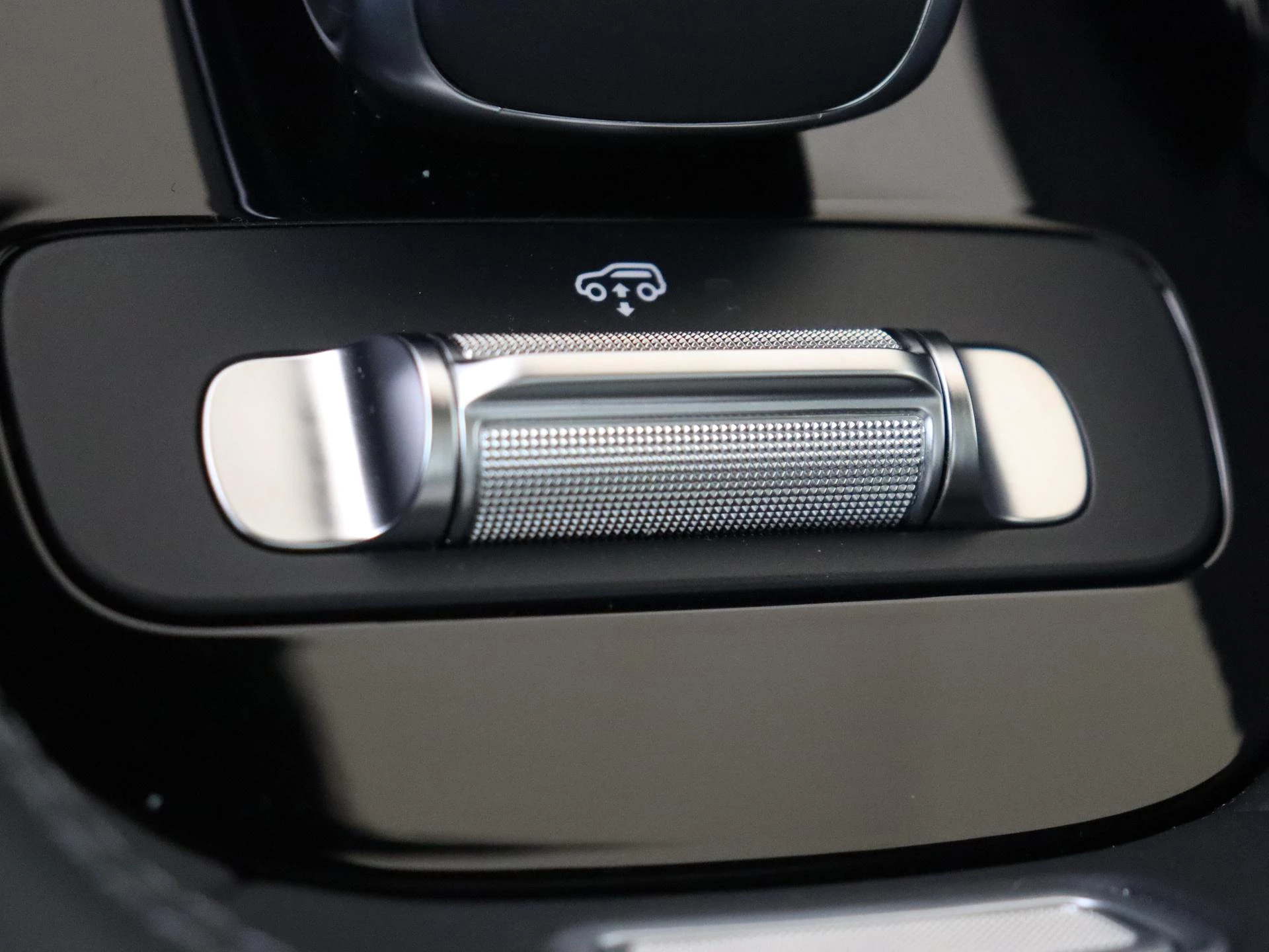 Mercedes-Benz-GLE-image-32