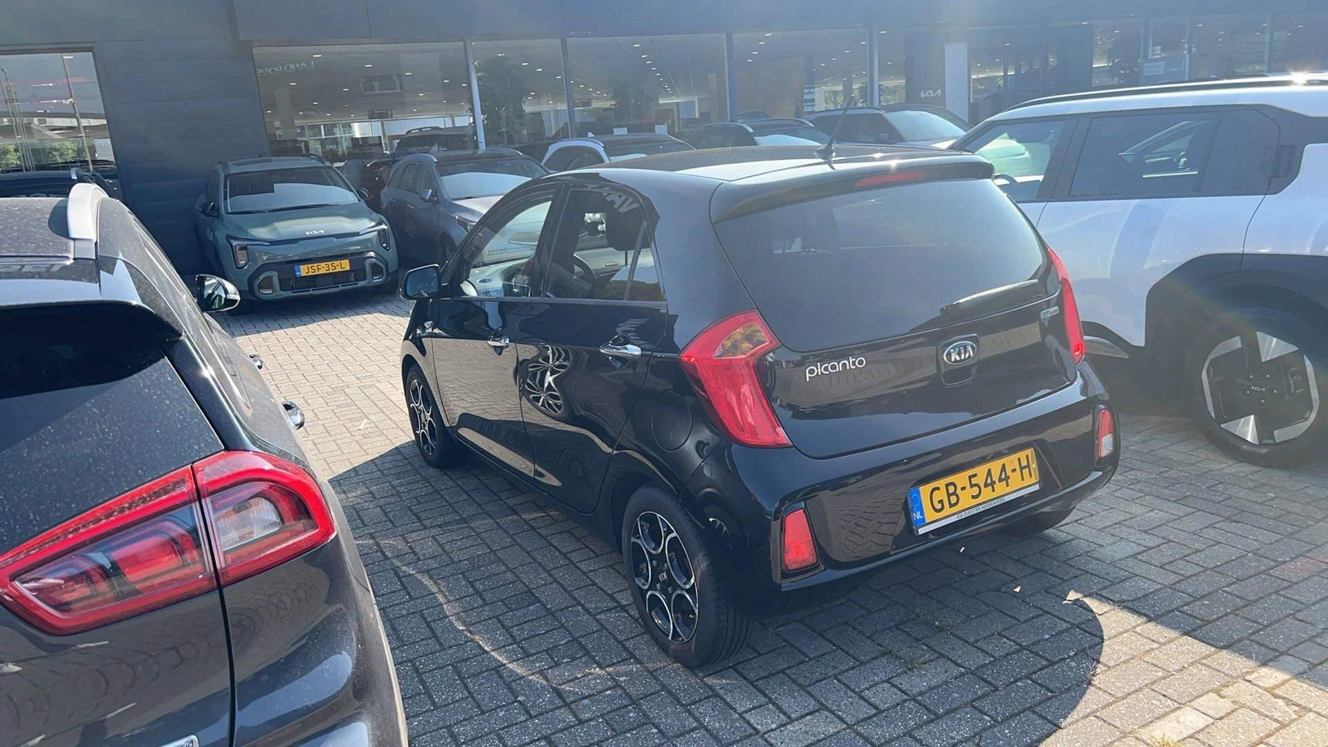 Kia-Picanto-image-5