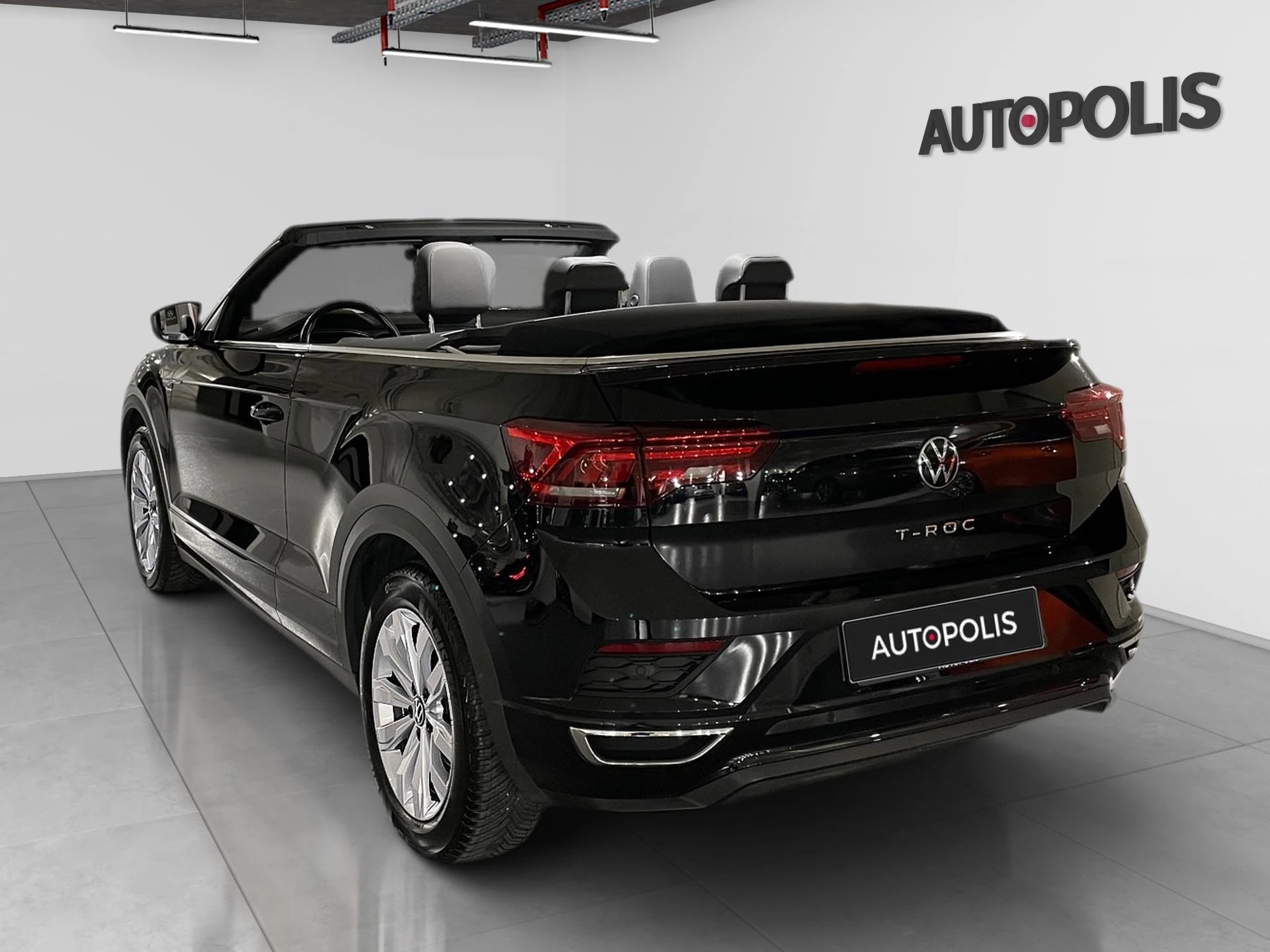 Volkswagen-T-Roc-image-17