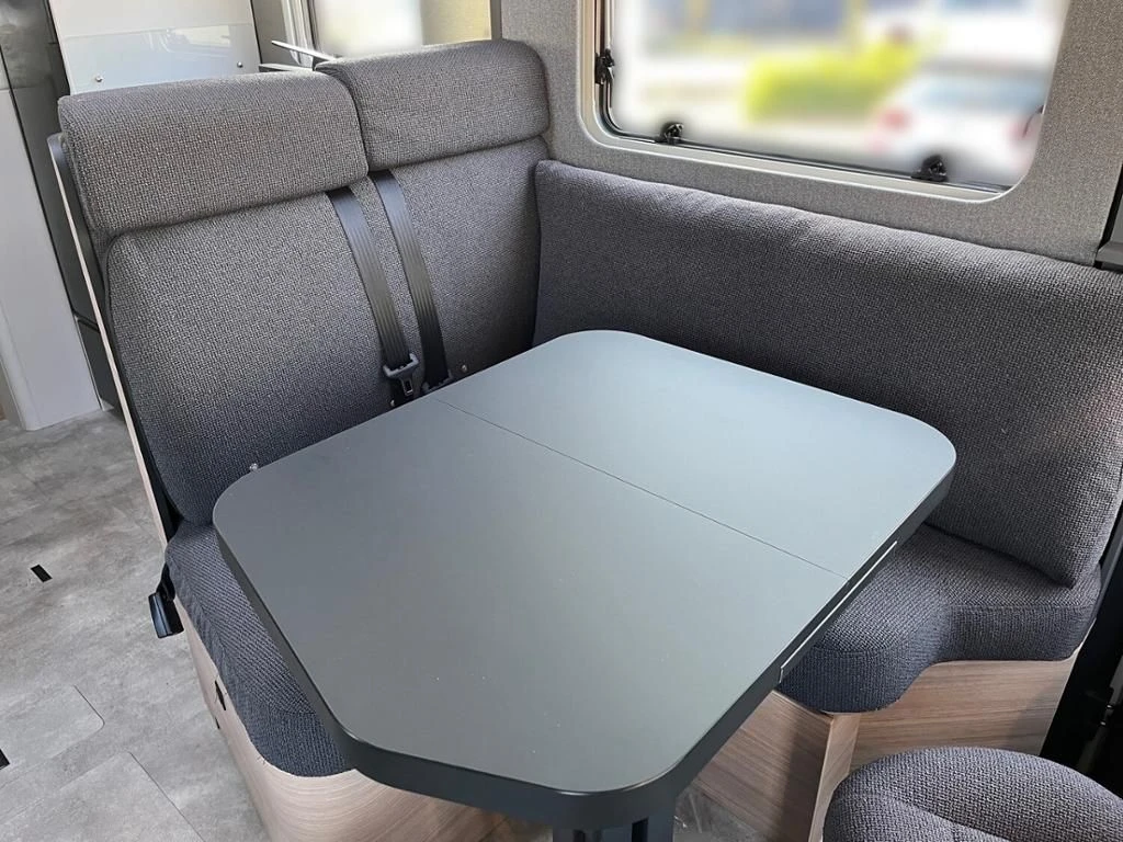 Hymer--image-12