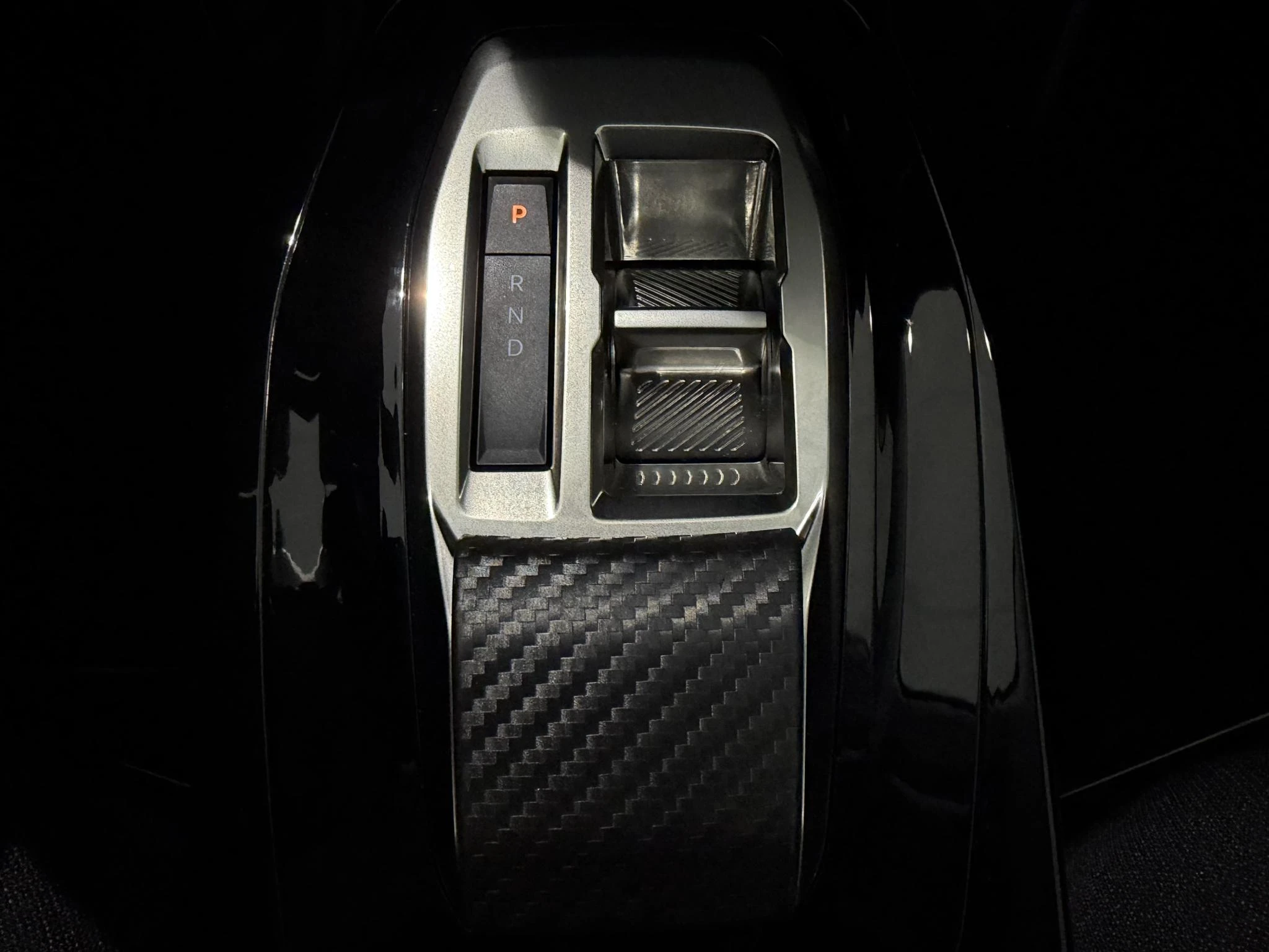Peugeot-208-image-13