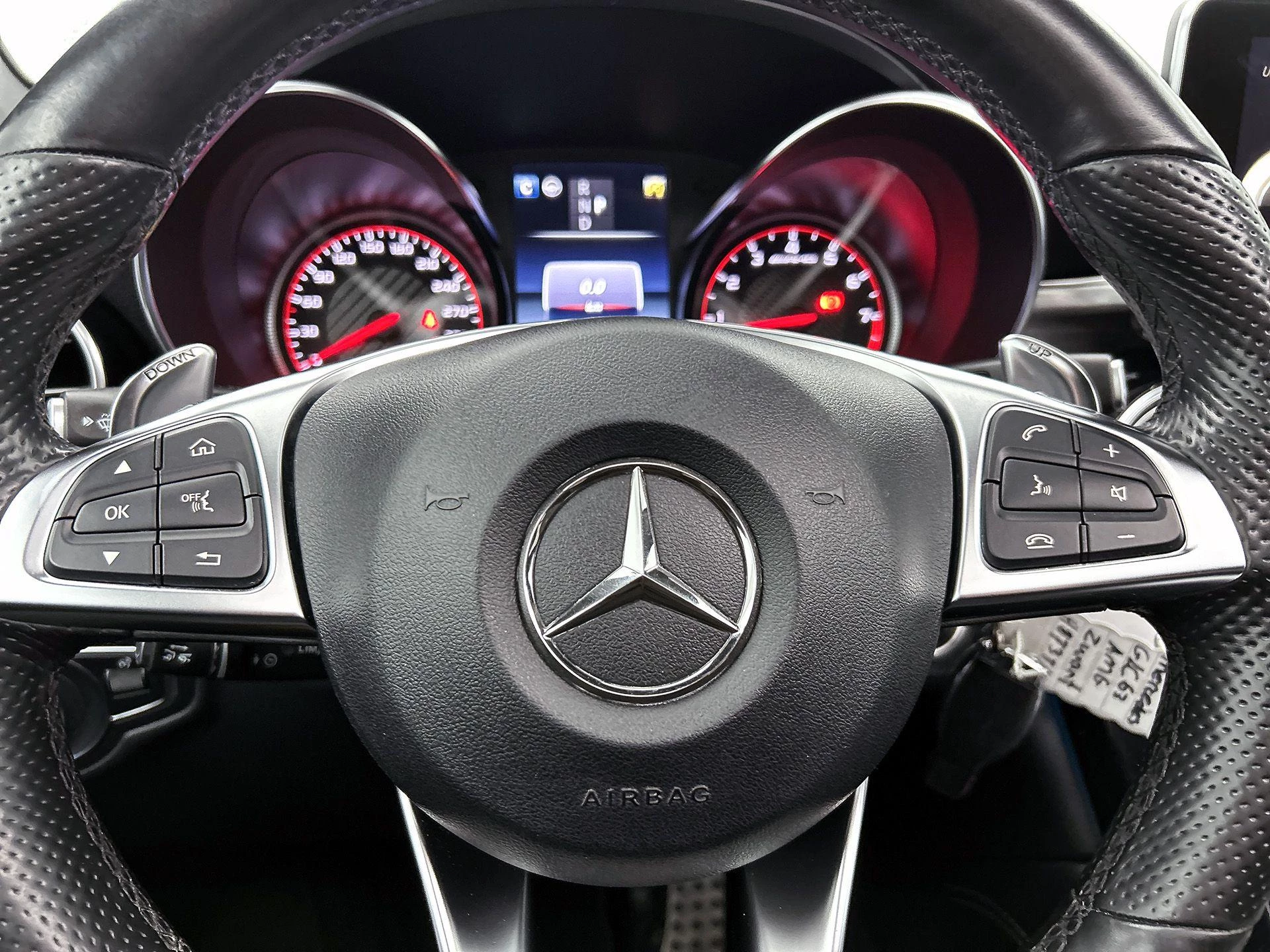 Mercedes-Benz-GLC-image-49
