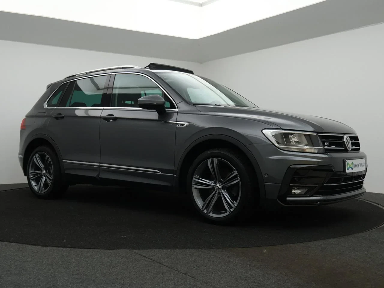 Volkswagen Tiguan Tiguan 1.4TSI 150PK *PANODAK*TREKHAAK*LEDER*PDC*ACC*NAVI*APP-CONNECT*MEMORY SEATS*...*