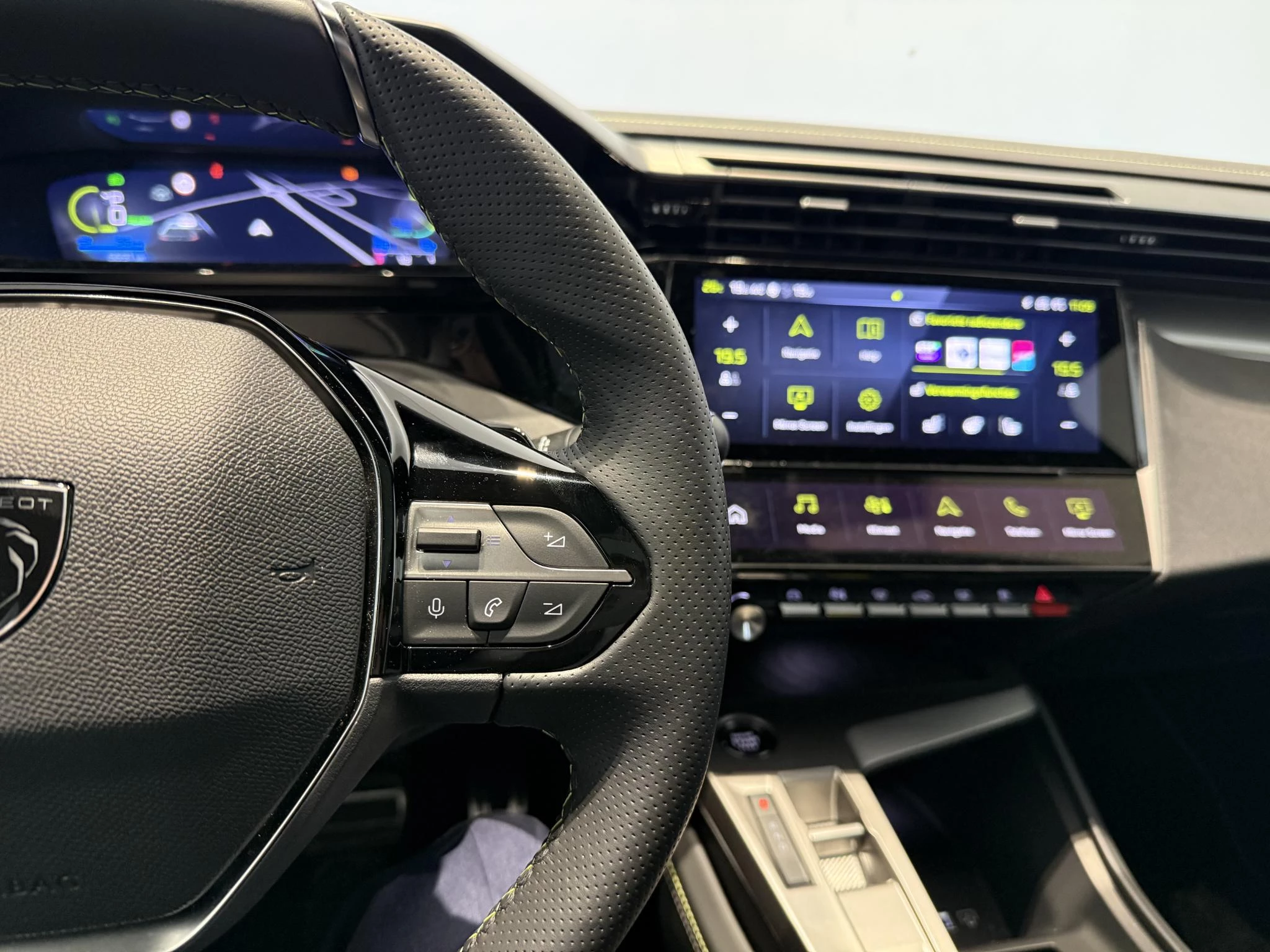 Peugeot-408-image-19