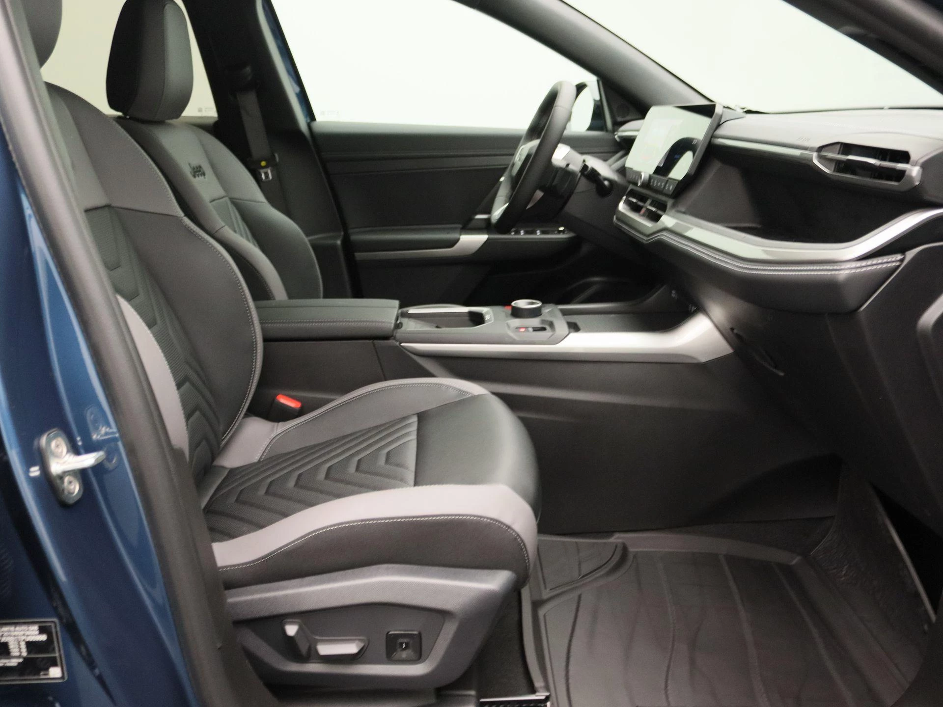 Jeep Compass First Edition 74 kWh