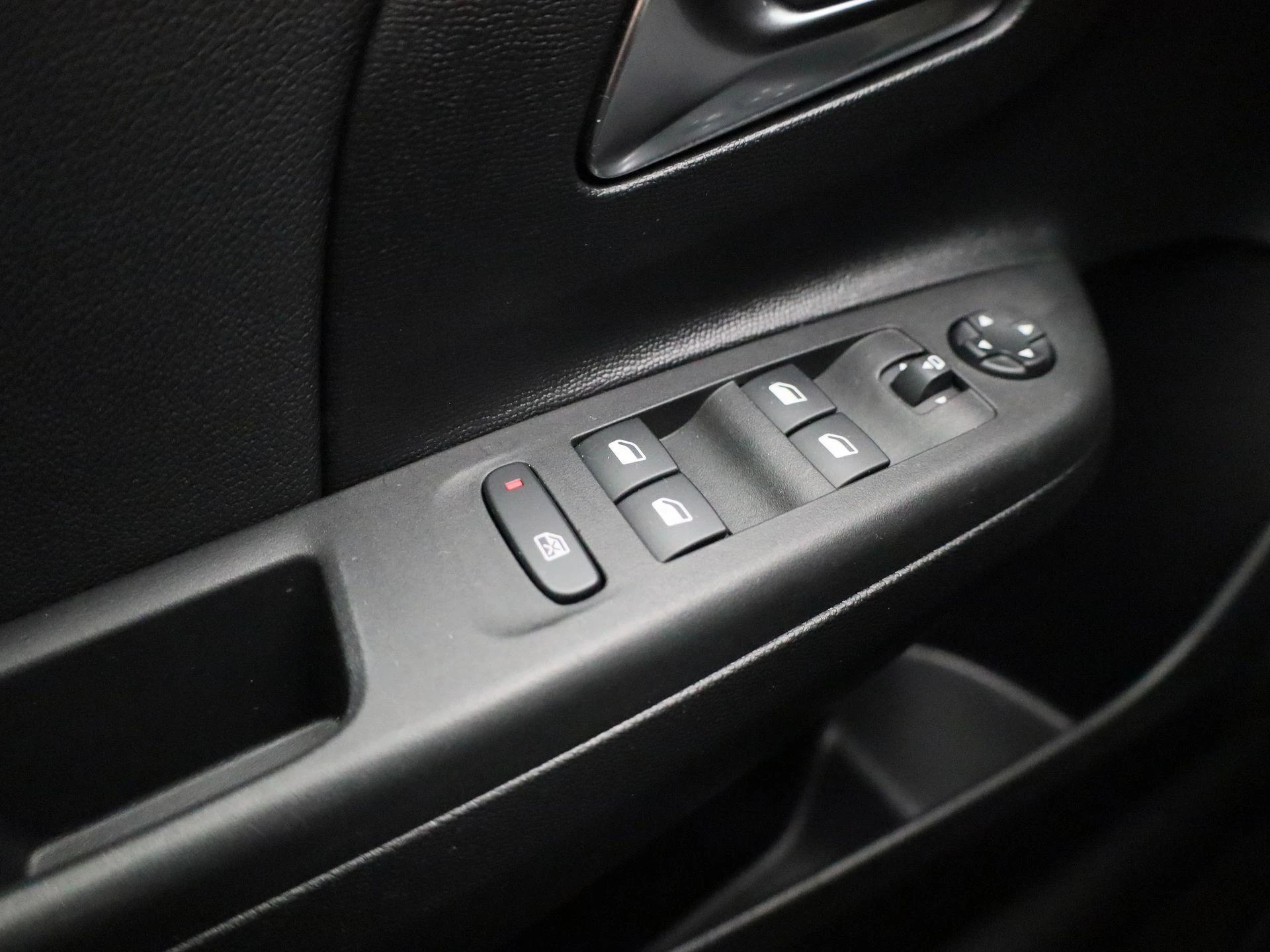 Opel-Corsa-e-image-23