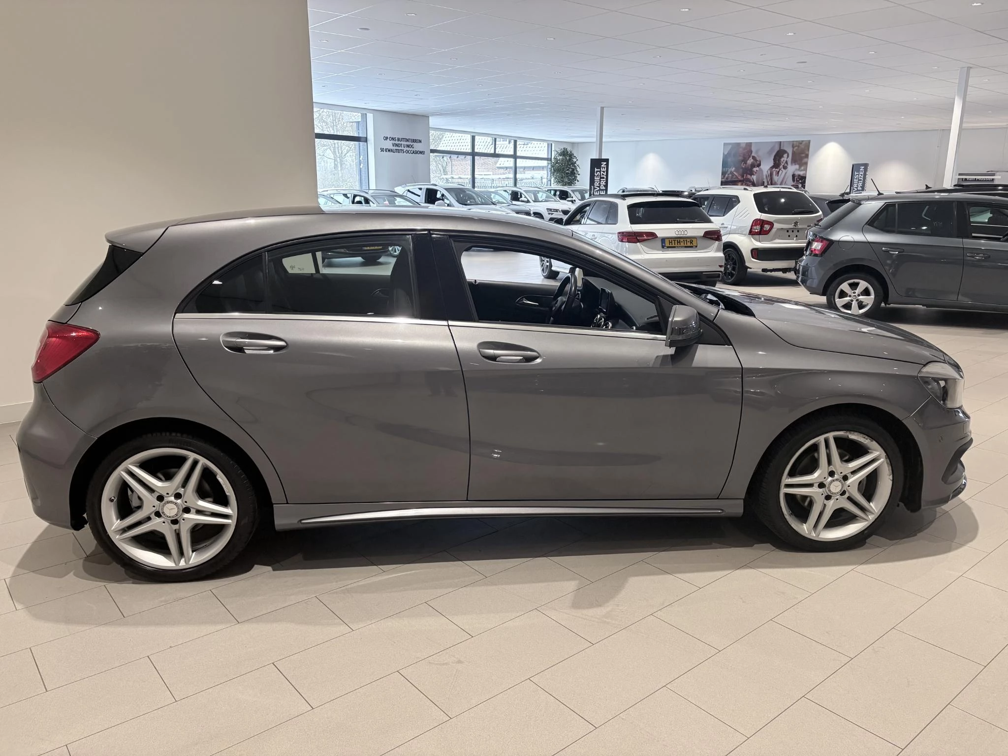 Mercedes-Benz-A-Klasse-image-7