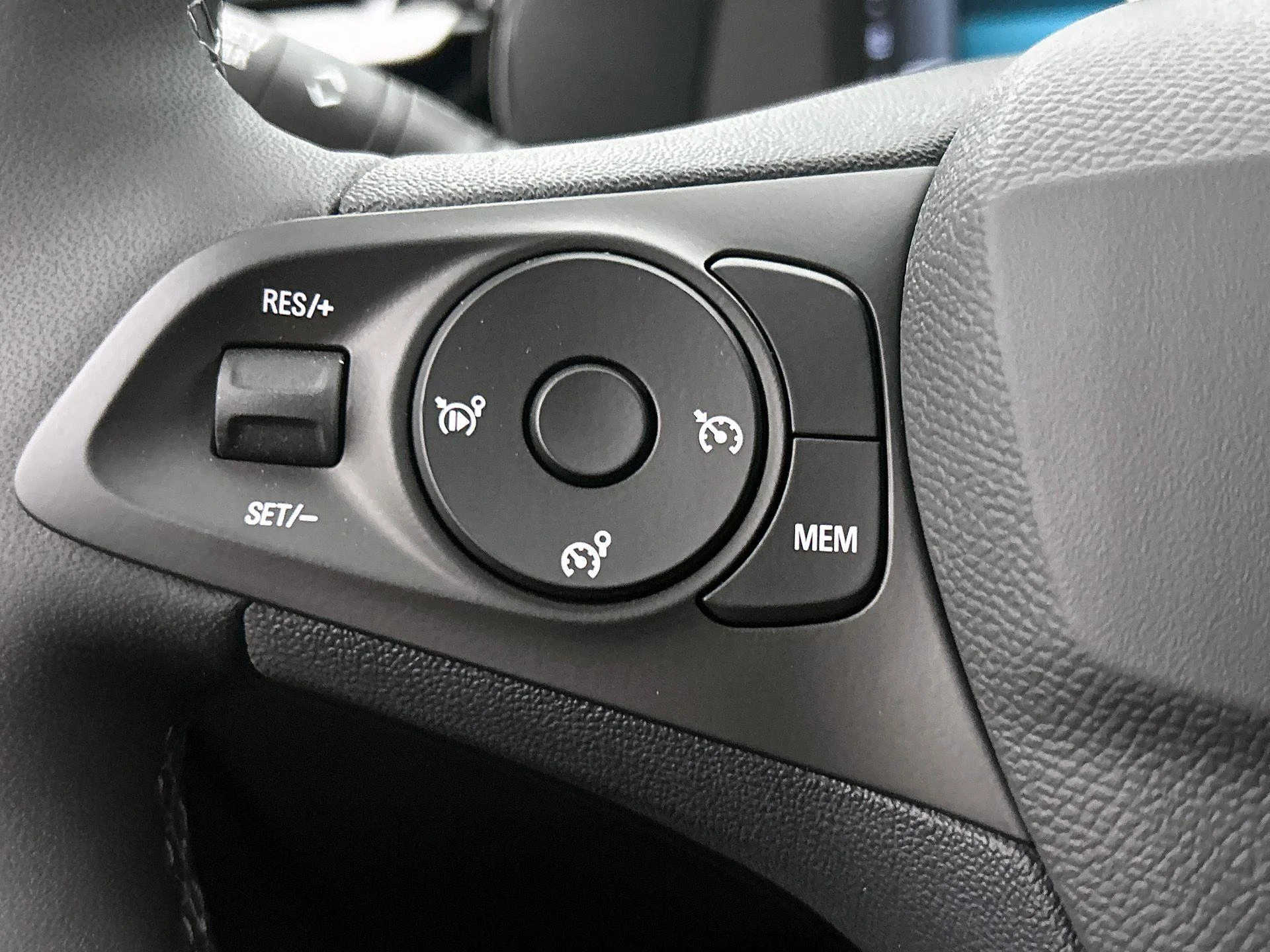 Opel-Corsa-image-5