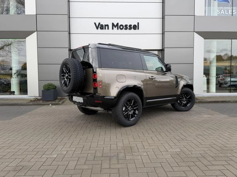Land Rover Defender 90 D200 X-DYNAMIC