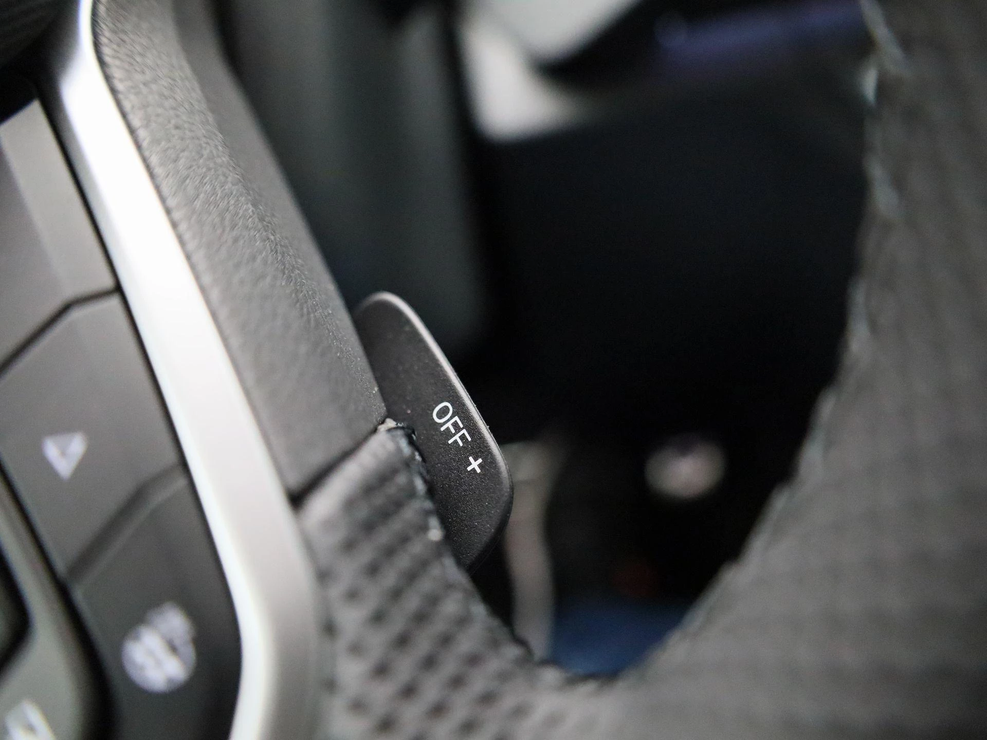 Volkswagen Tiguan 1.5 eHybrid R-Line Edition 272 PK |