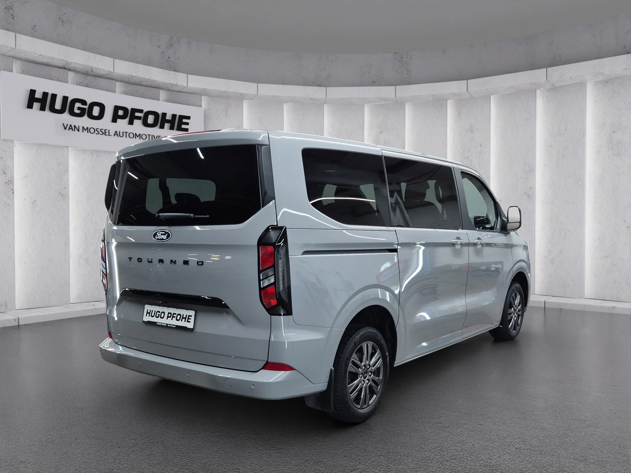 Ford Tourneo Custom Titanium L1 Aut.*AHK*NAVI*LED*SHZ*LRHZ*WSH