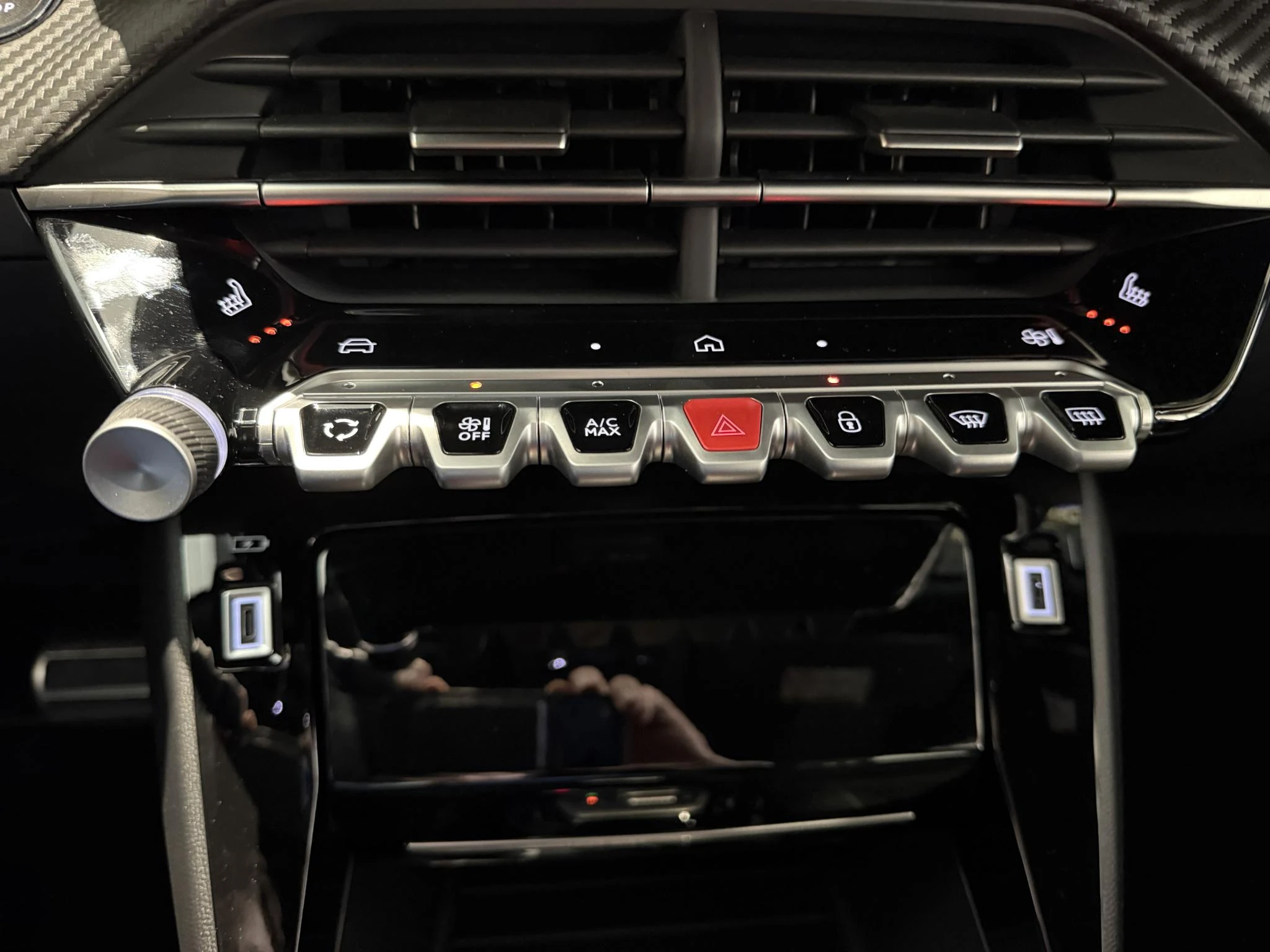 Peugeot-2008-image-10