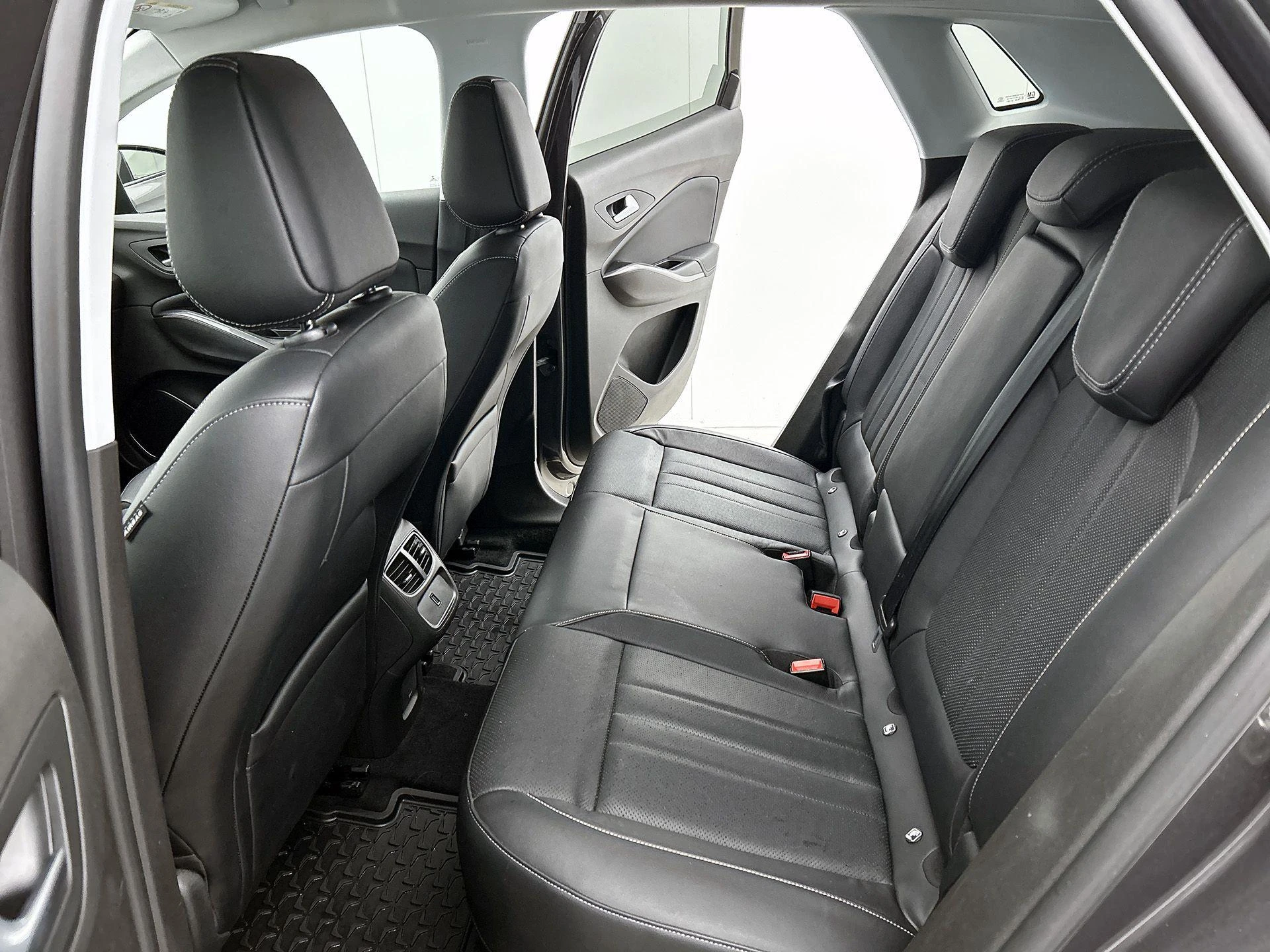 Opel-Grandland X-image-30