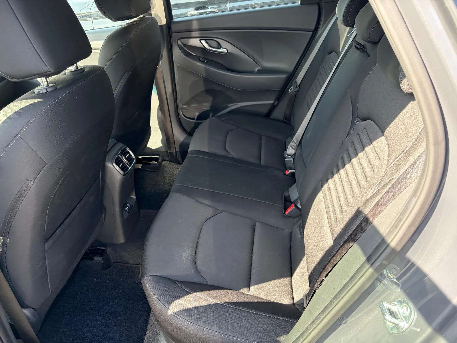 Hyundai-i30-image-16