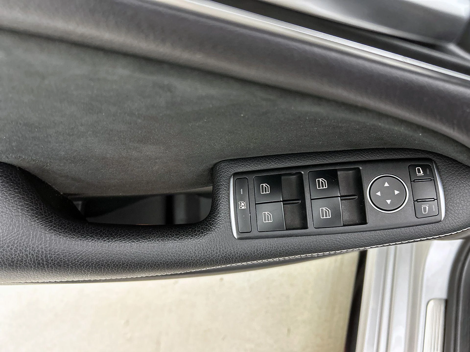 Mercedes-Benz-B-Klasse-image-31